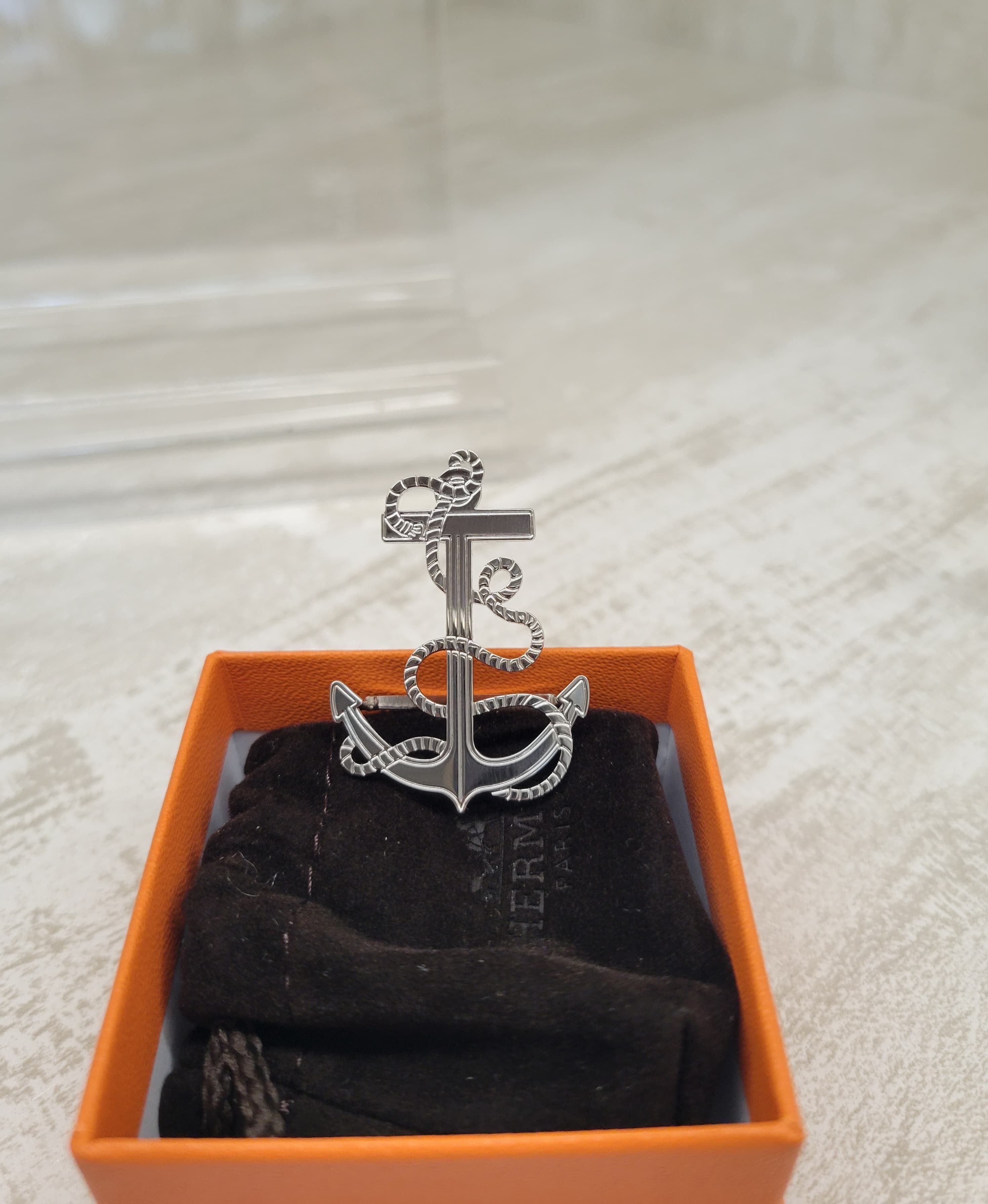 Hermes Aqcre Marine scarf 70 ring