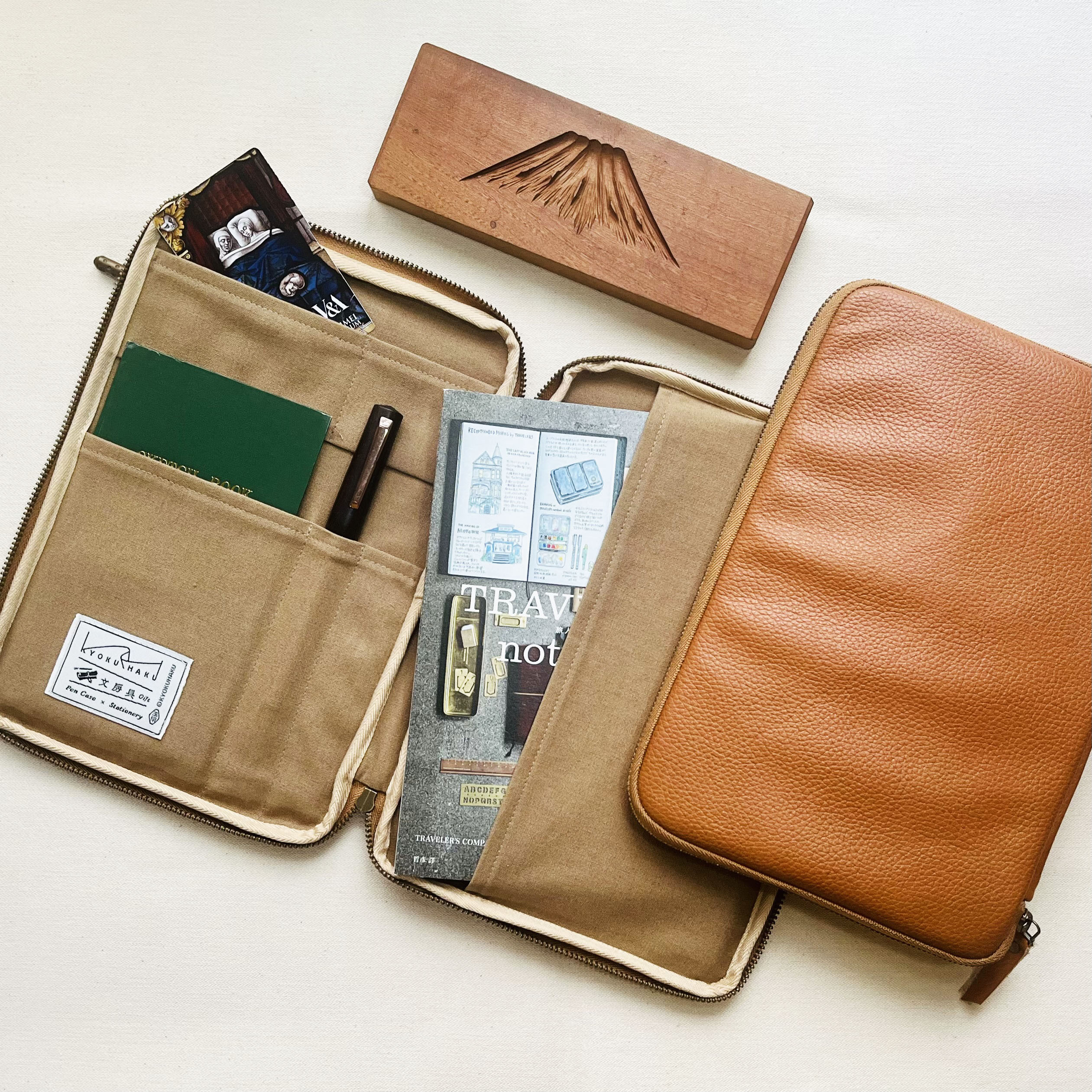 Kyokuhaku 手帳書套-荔枝紋鉻革牛皮