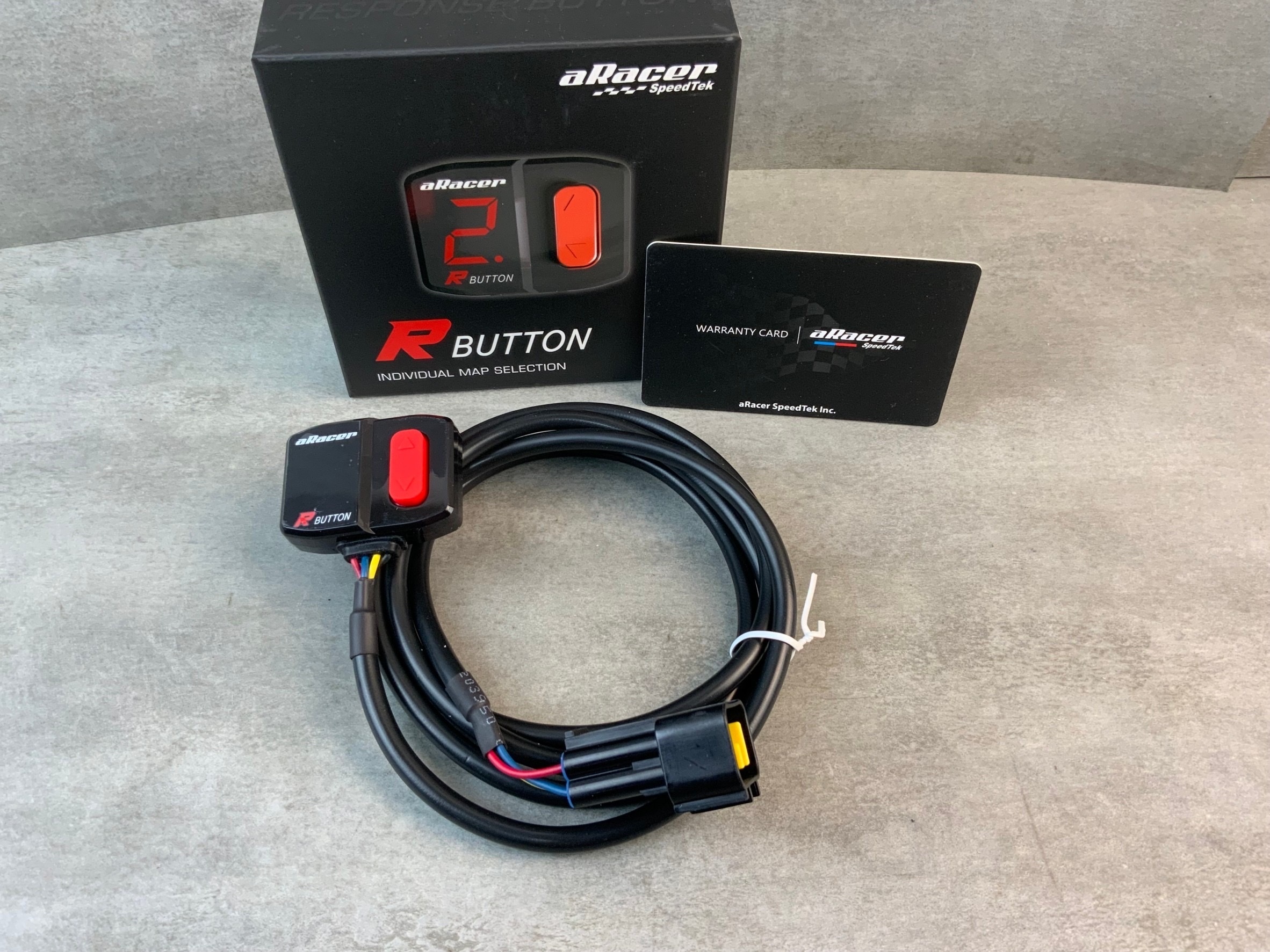 【aRacer】R Button 功能切換開關