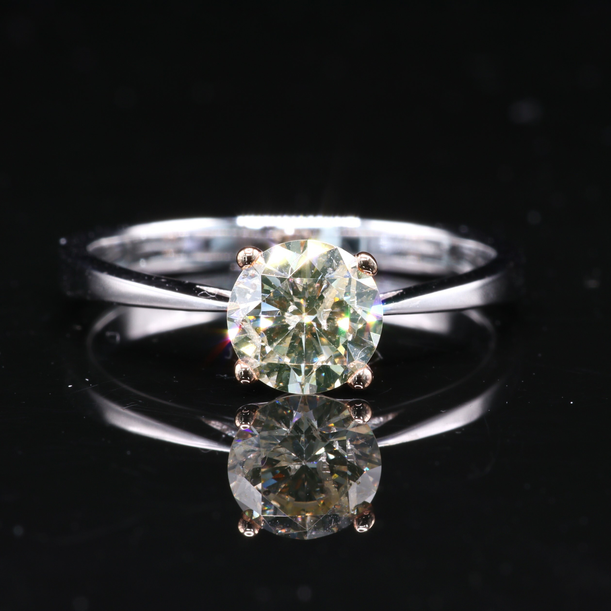 18K White Gold 0.71ct Diamond Ring