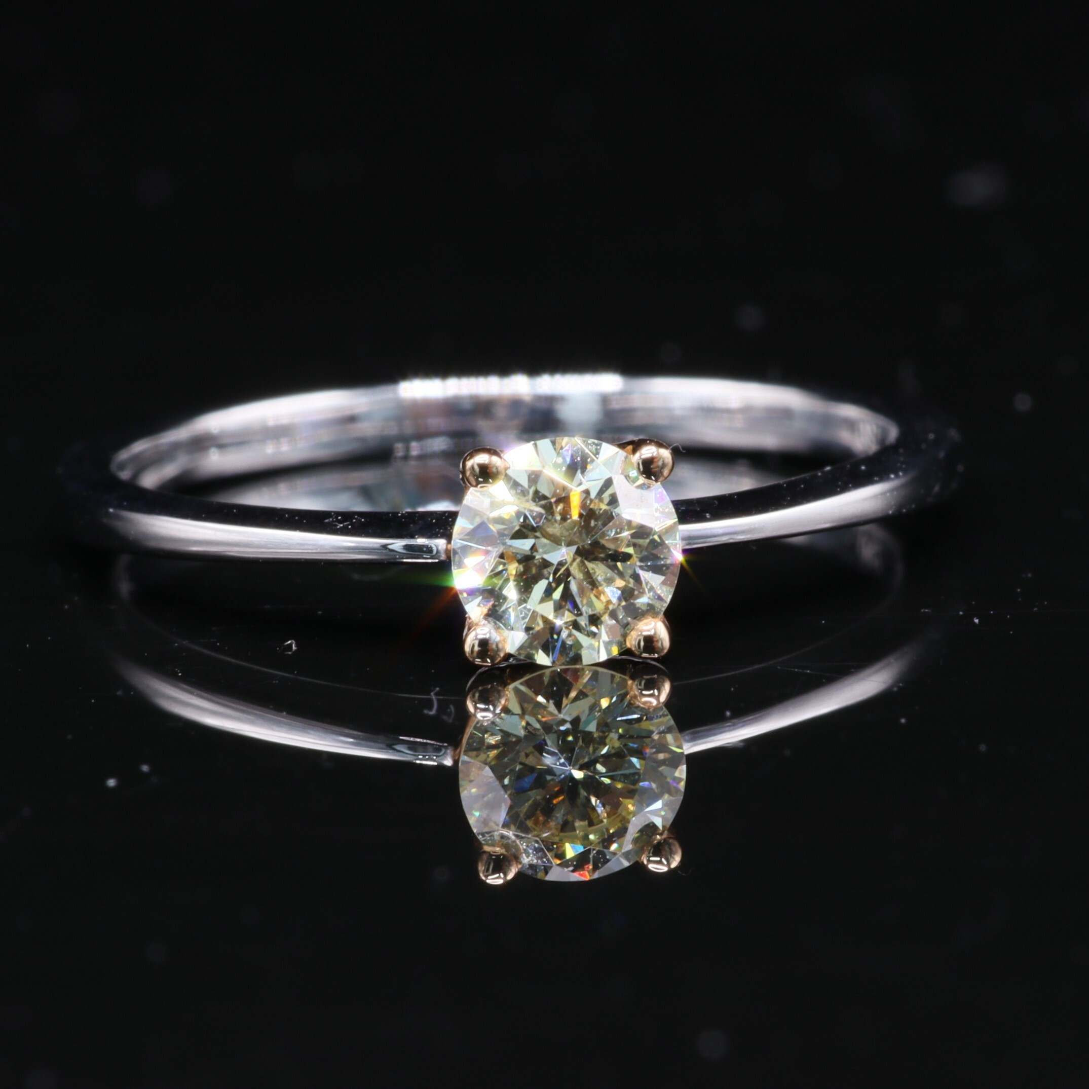 18K Gold 0.34ct Diamond Ring