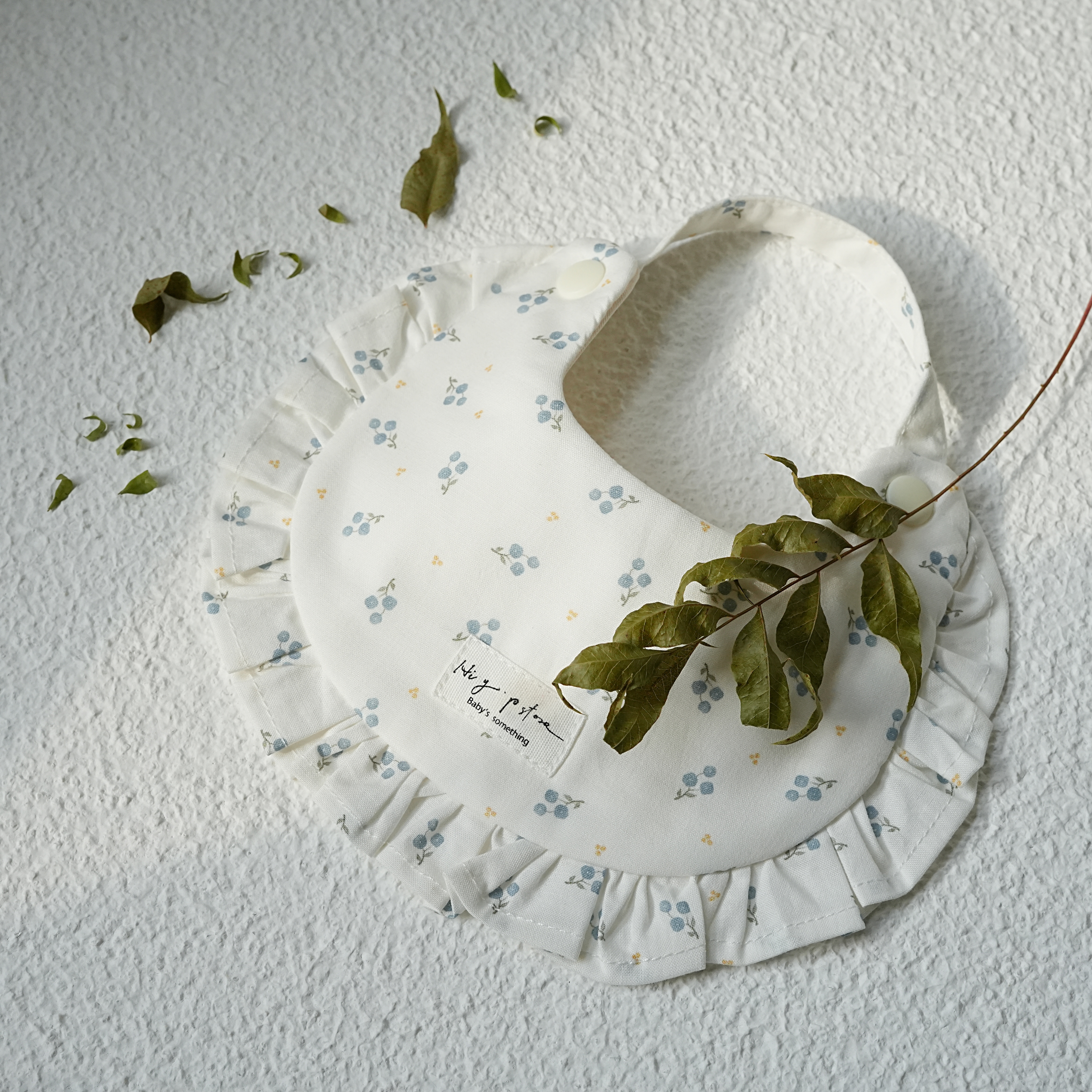 Hi Y.P store-手作圍兜-藍莓蕾絲