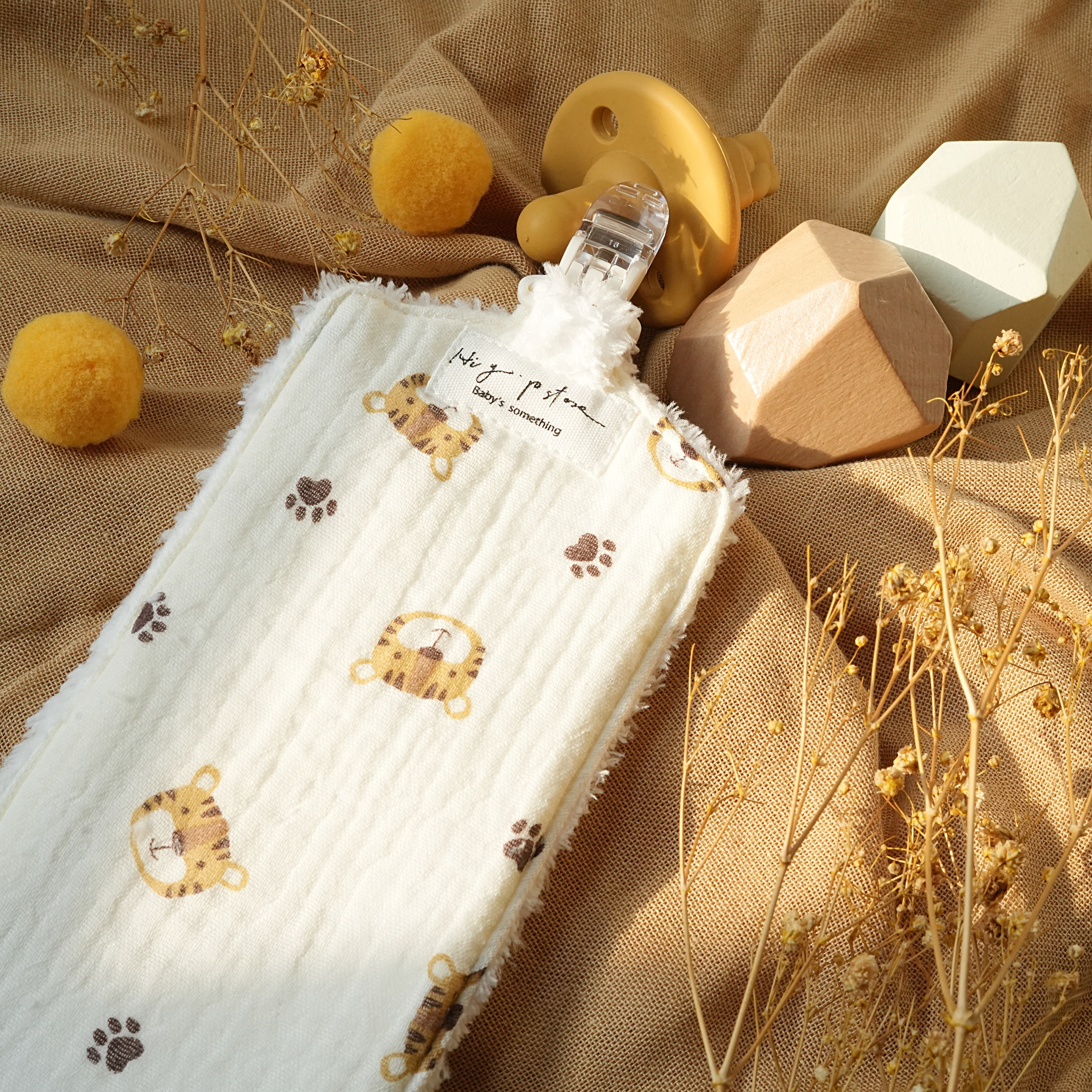 Hi Y.P store-手作手帕夾-虎虎生風