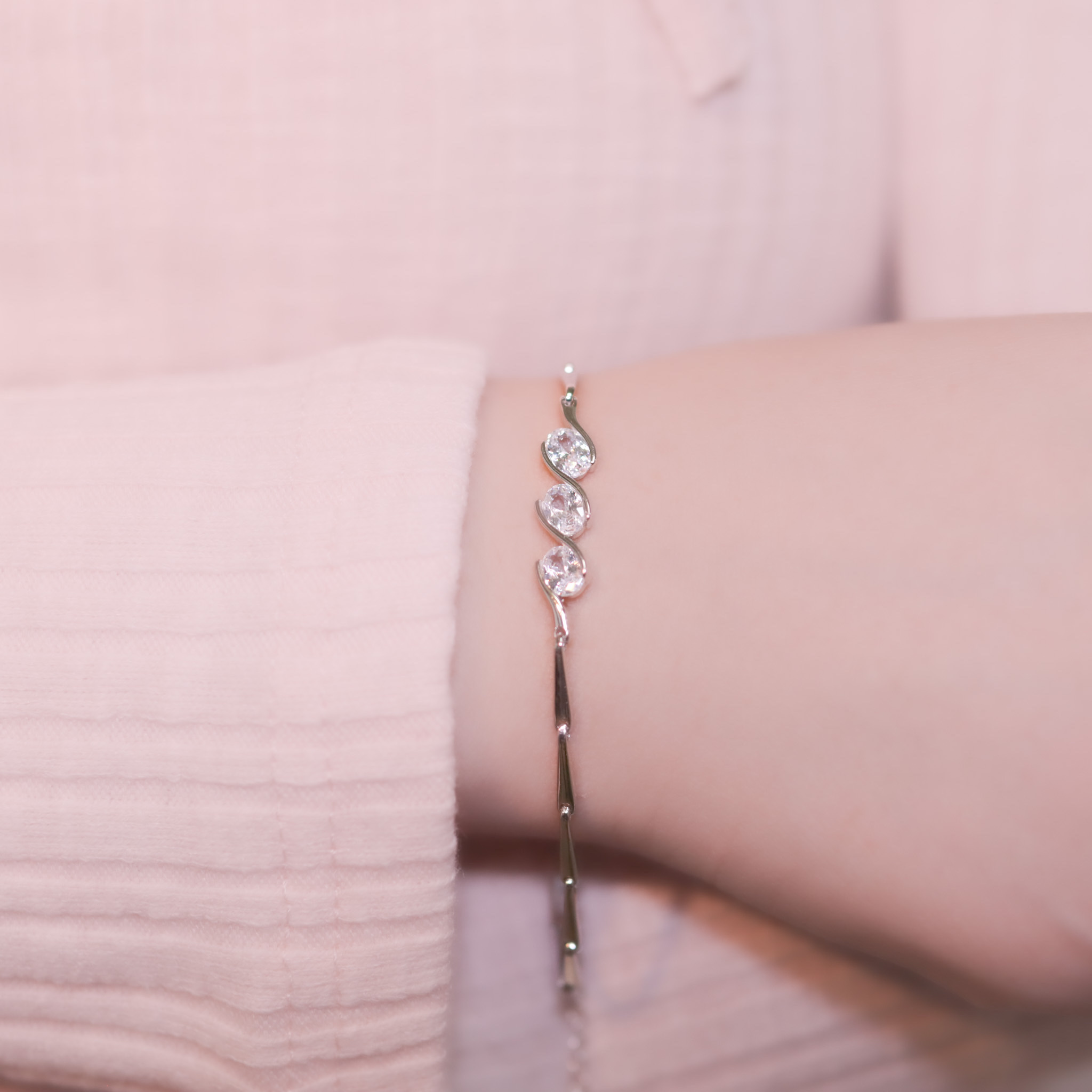 | 925 Silver・White Gold | Station Of Happiness Bracelet | BR1014 |
