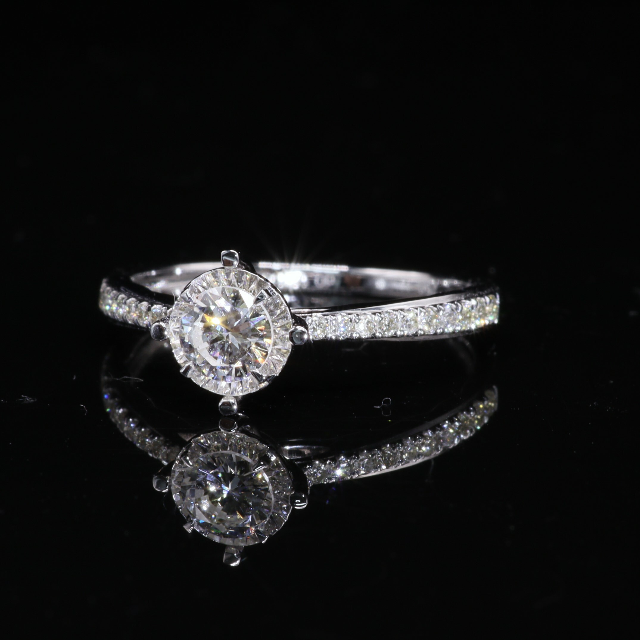 18K White Gold 0.42ct Diamond Ring