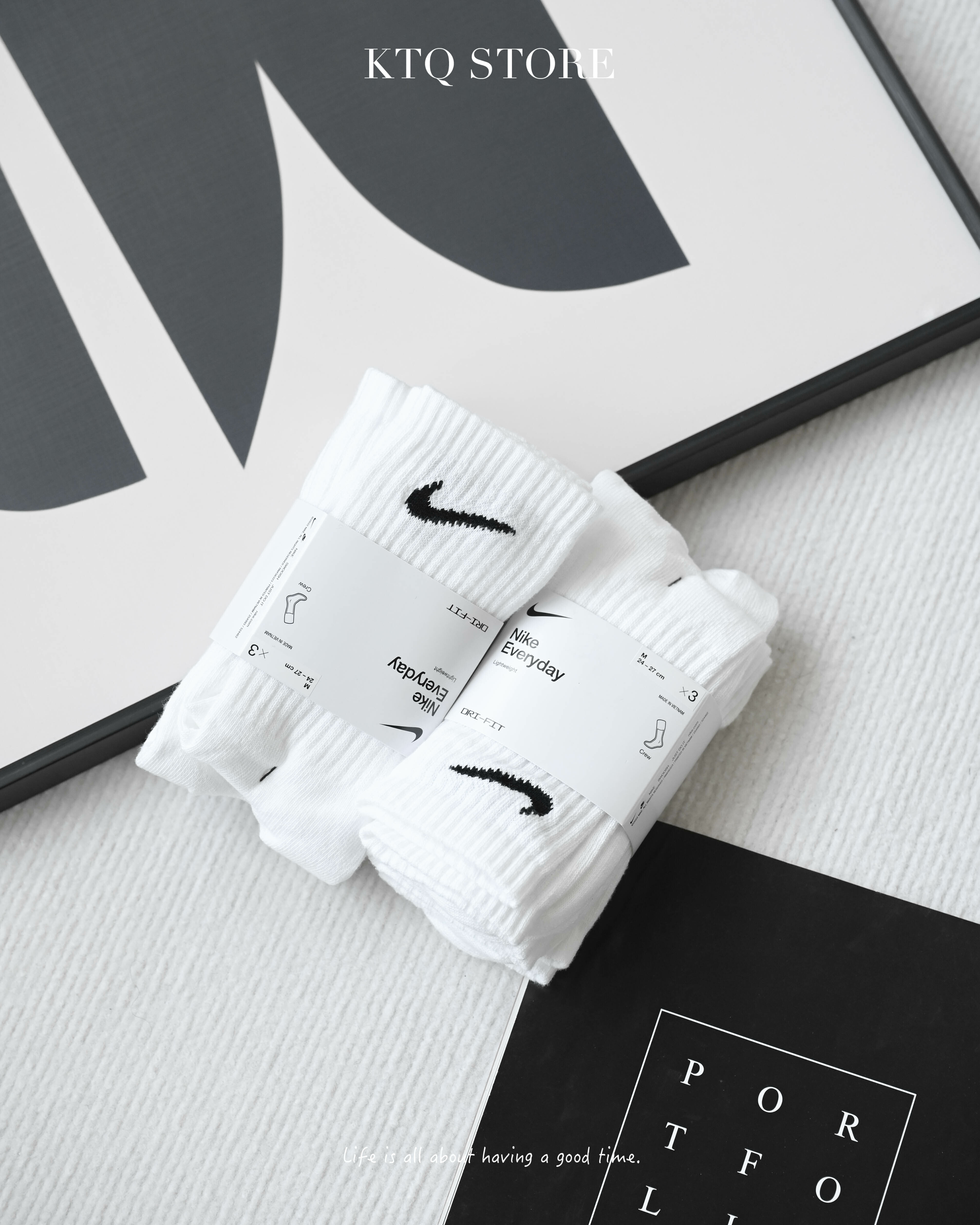 KTQ STORE ‧NIKE SWOOSH SOCK 襪子 一組 三雙 白 黑 長襪  SX7664-100