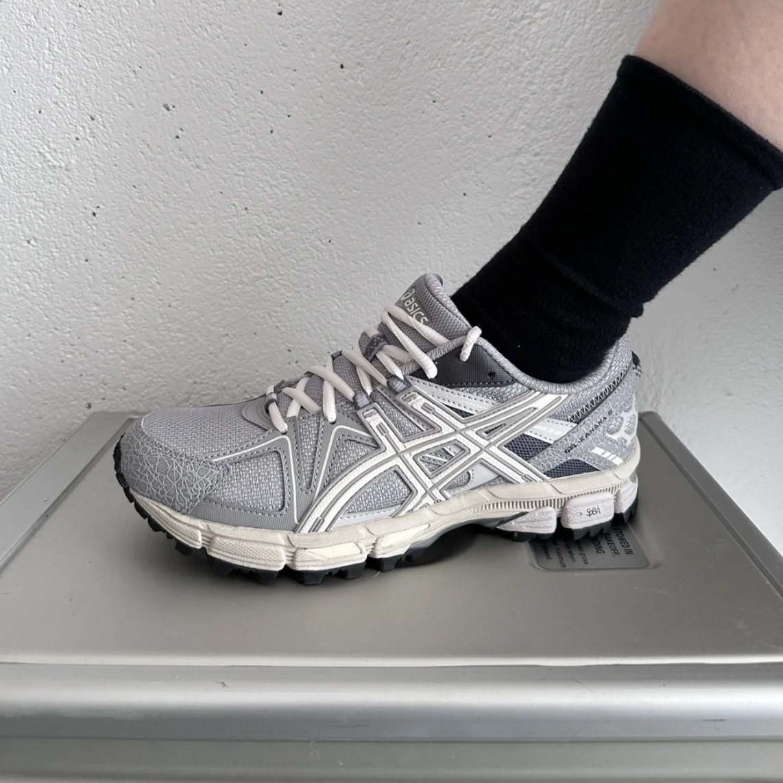 Asics Gel-Kanaha 8 老爹鞋 復古 休閒 慢跑鞋 刺繡  灰白