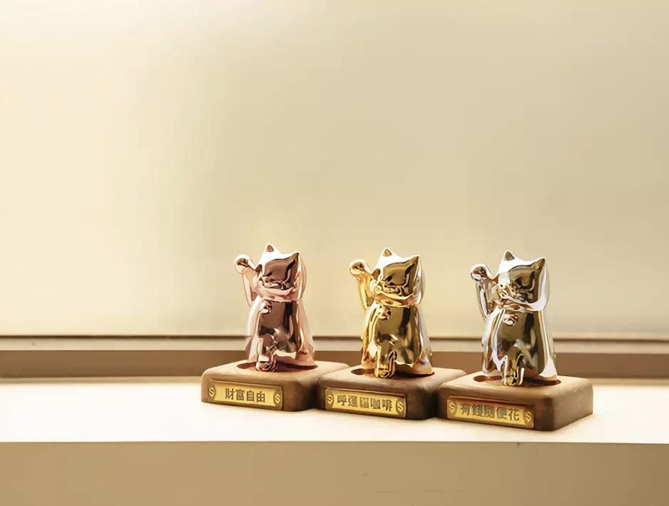 呼運貓 - 成貓組（附胡桃木底座）