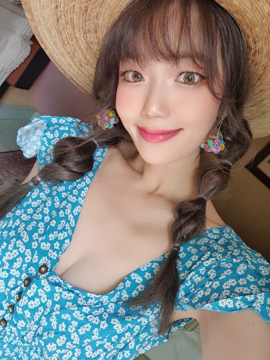 🦋偏執狂小姐🦋緞帶彩球