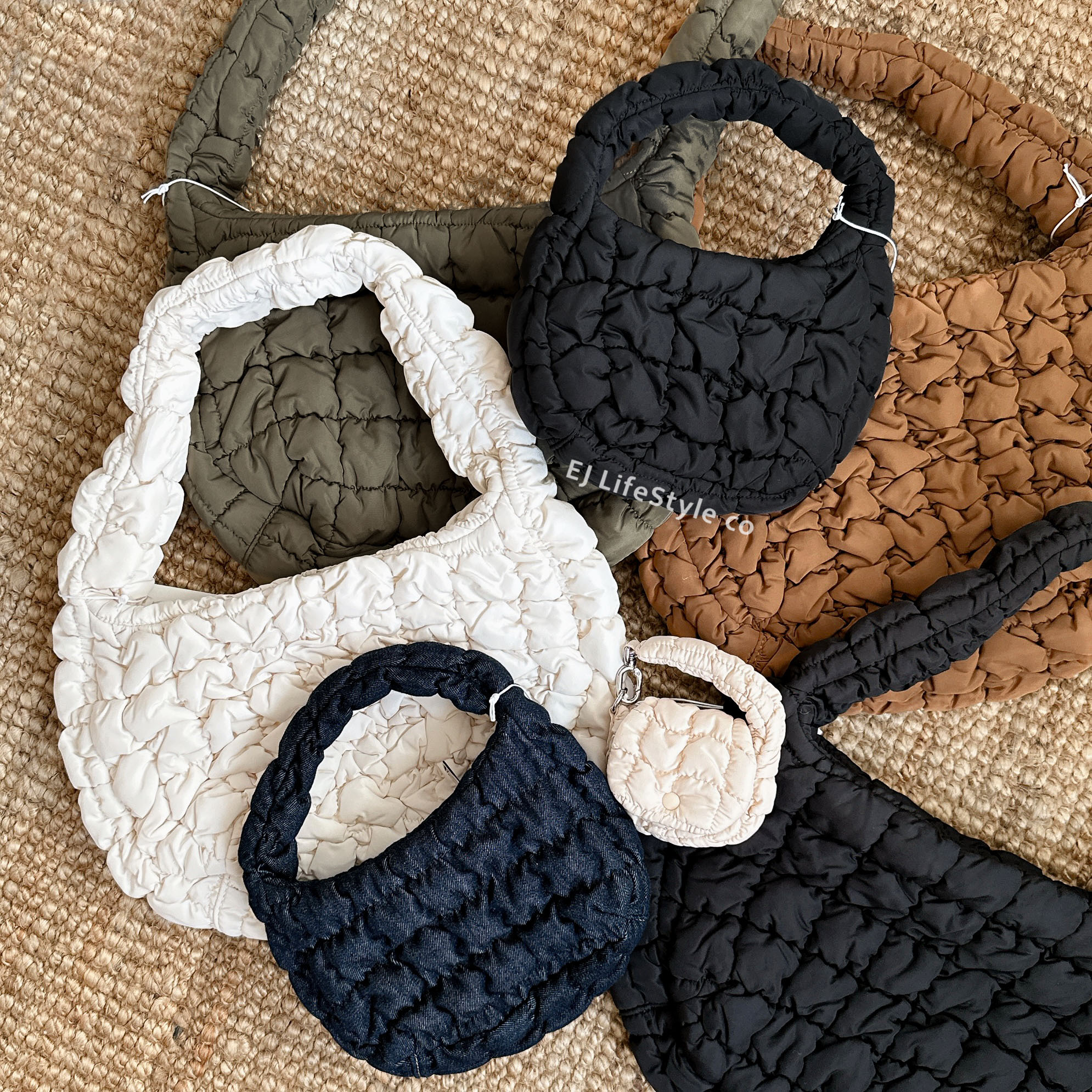 瑞典品牌 COS QUILTED MICRO QUILTED MESSENGER 簡約 雲朵包 肩背包 手提包 側背包 大容量 黑 白 單寧 / 現貨+預購