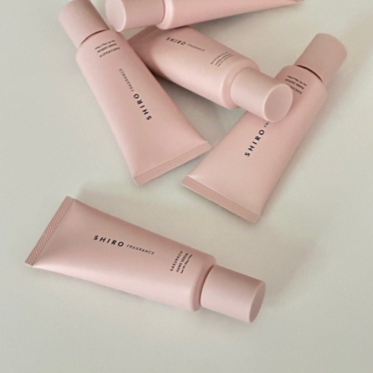 #現貨供應 SHIRO 日本限定 櫻花 護手精華 55g