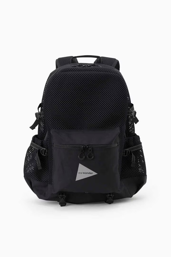 and wander / 3D mesh backpack