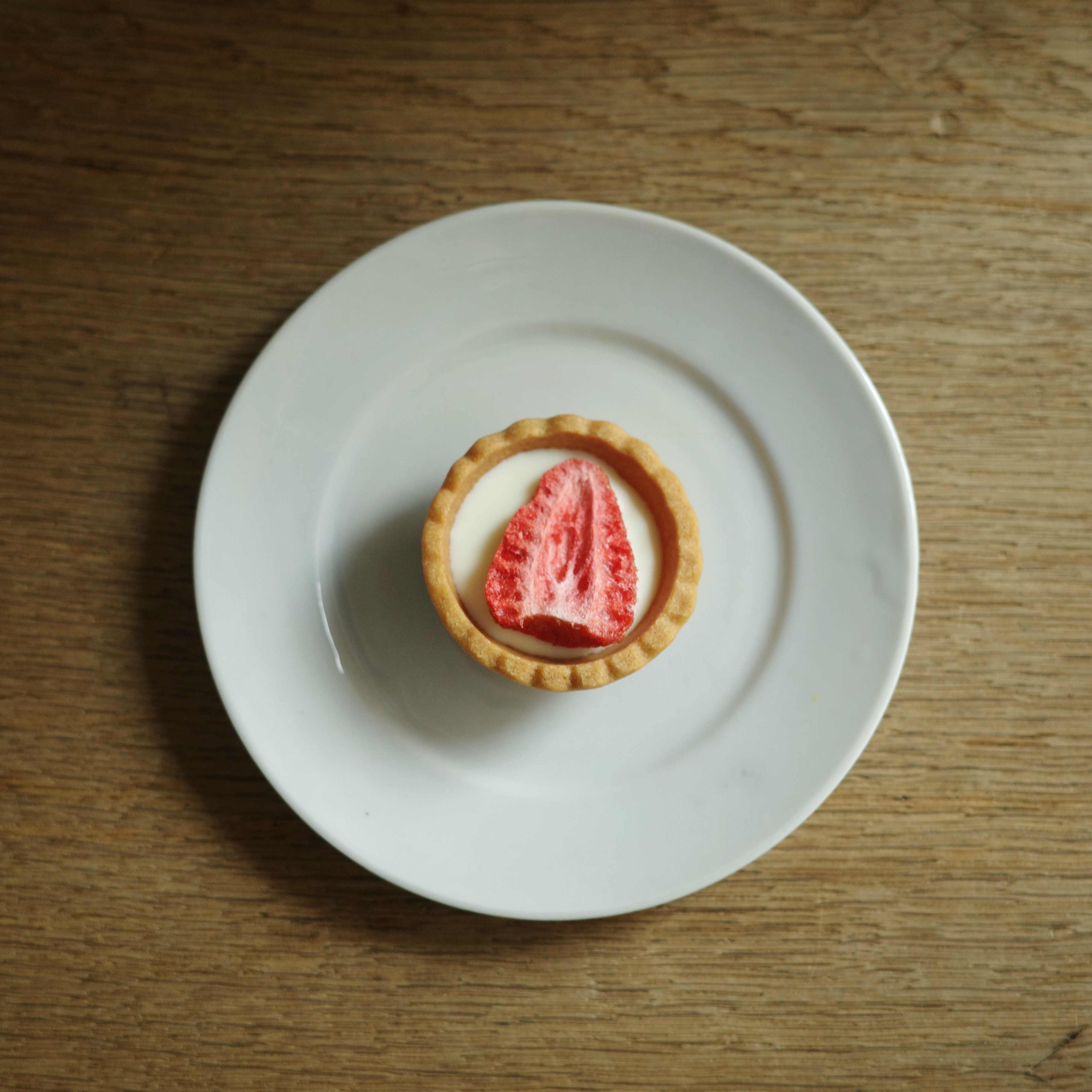 100% GOOD  草莓白巧克力小塔鐵盒餅乾