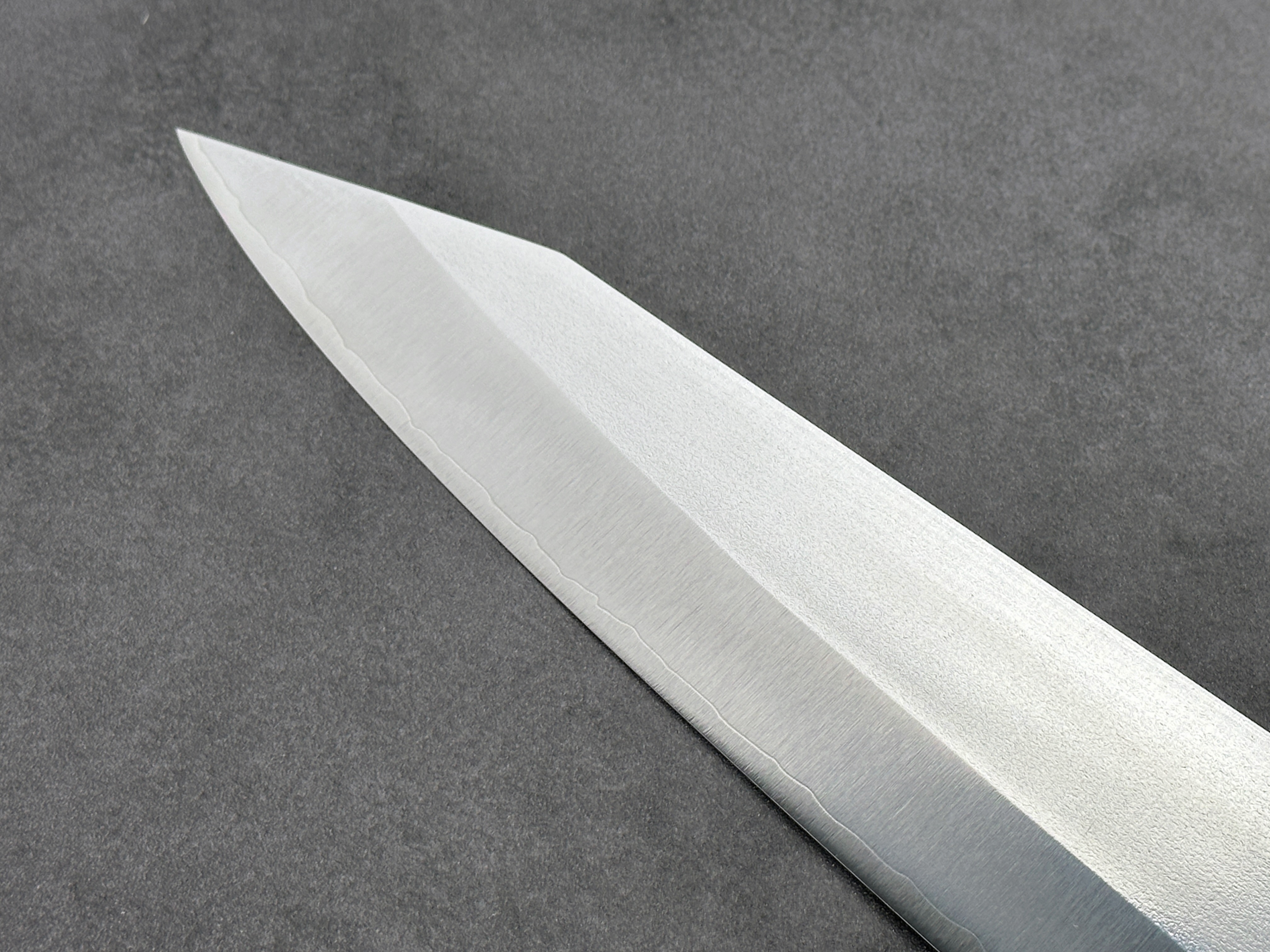 黑崎優新月光VG XEOS鋼切付牛刀黑檀柄