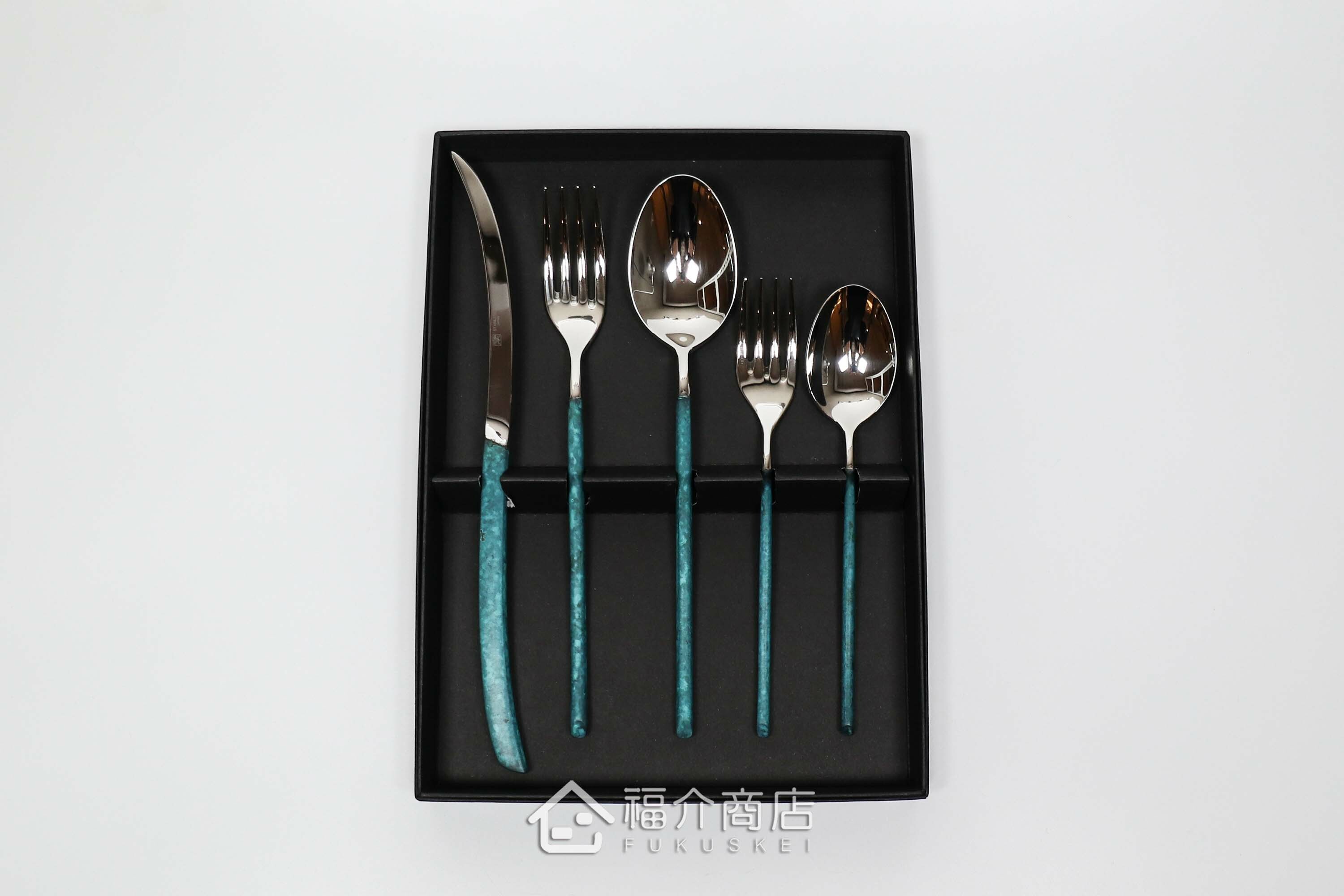 不銹鋼材質的晚餐餐具五件組