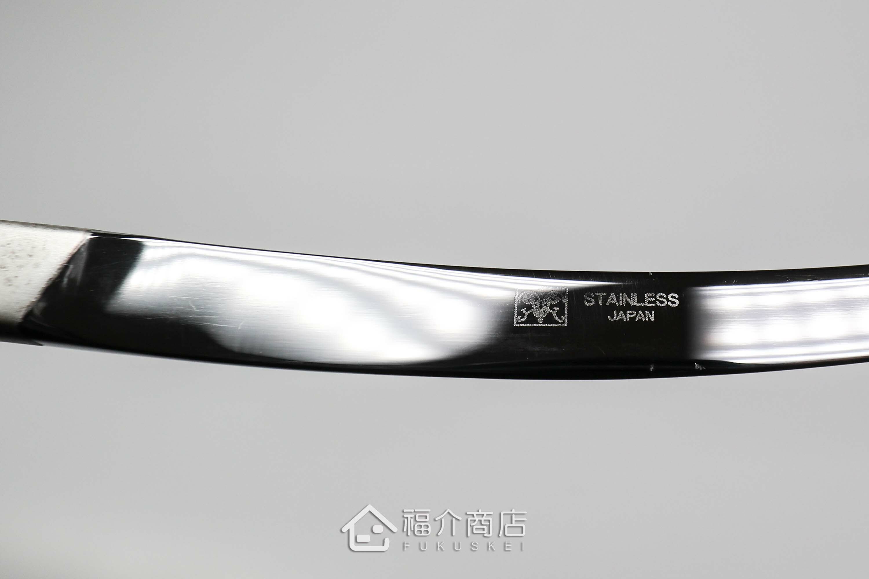 不銹鋼材質的晚餐餐具五件組