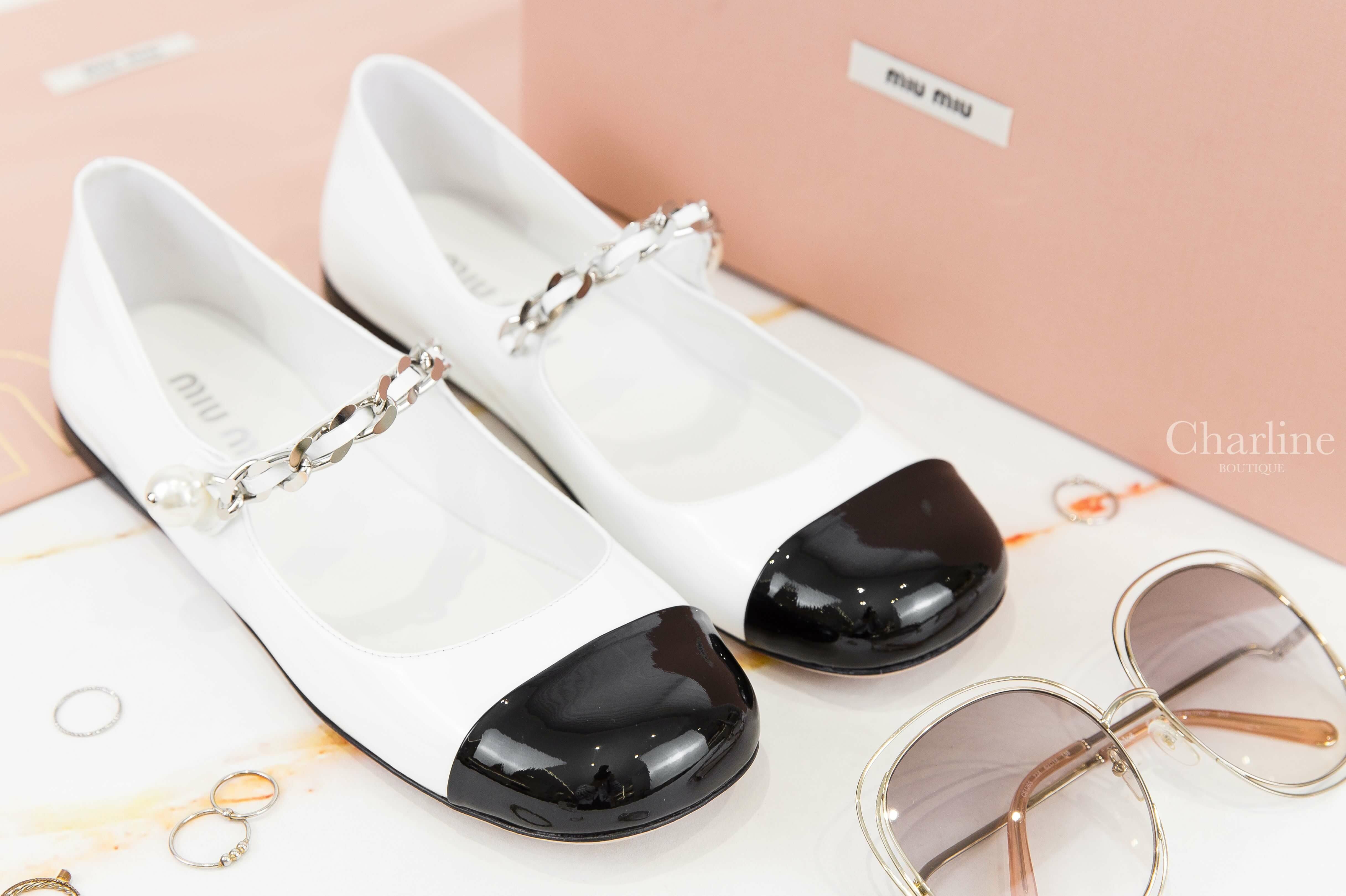 Miu Miu Leather Ballerinas 白色拼黑色漆皮銀鍊珍珠平底瑪莉珍鞋