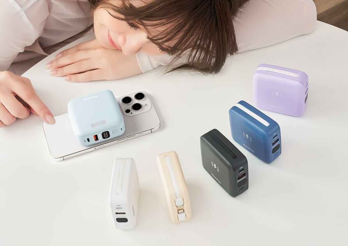 PhotoFast MUTICharge Ultra 迷你萬用行動電源