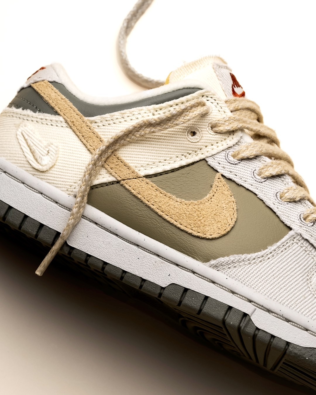 NIKE DUNK 『 神似倒鉤 橄欖綠加大地色 』