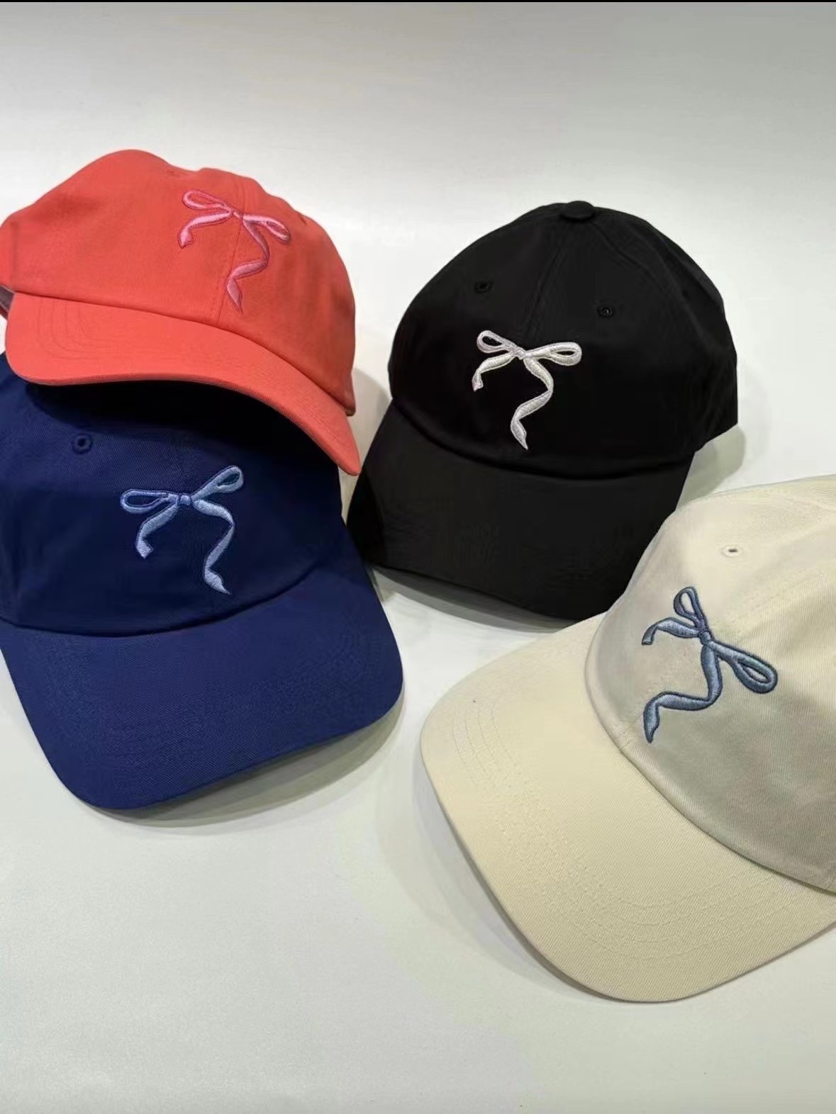 🇰🇷 飄飄 蝴蝶啾啾  刺繡 棒球帽 鴨舌帽