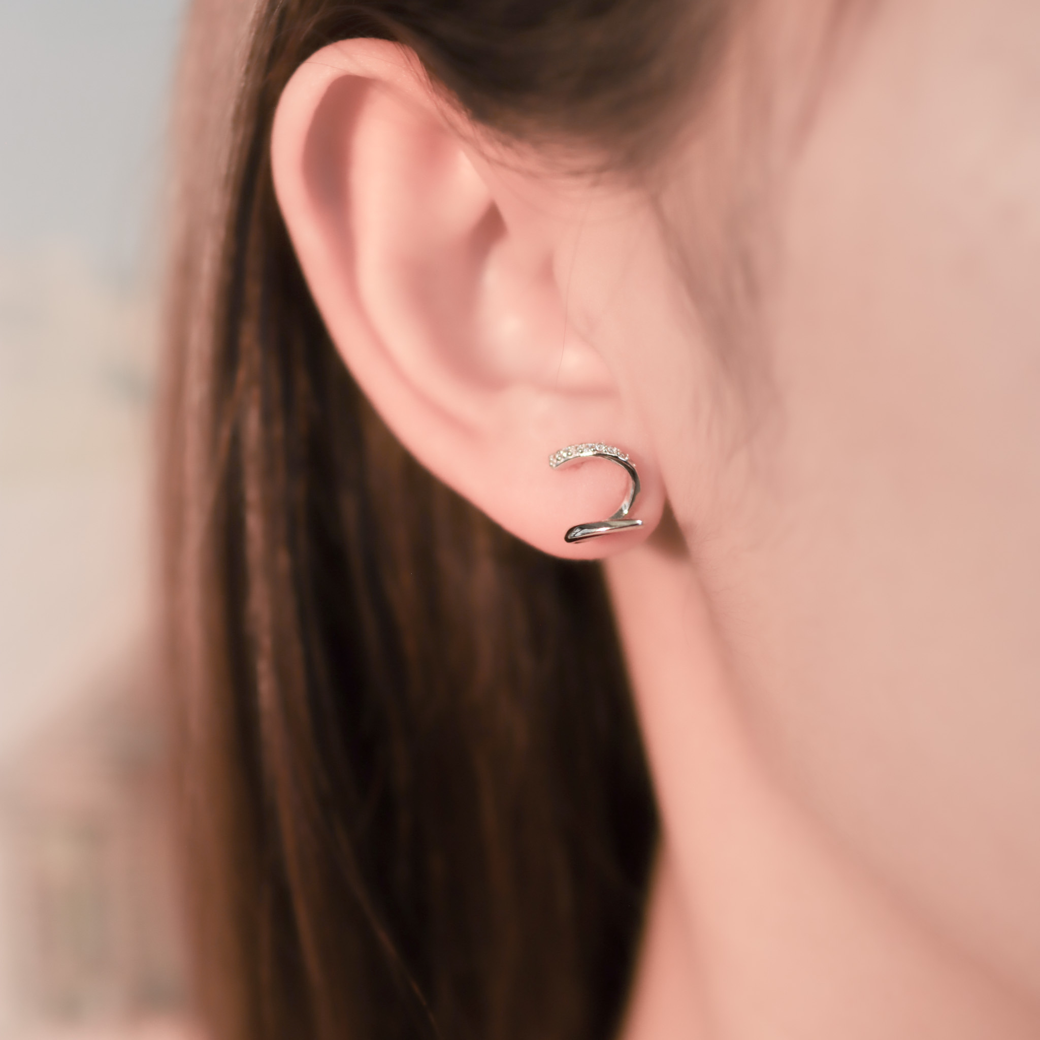 | 925 Silver・White Gold | Random Thought Earrings | EA0732 |