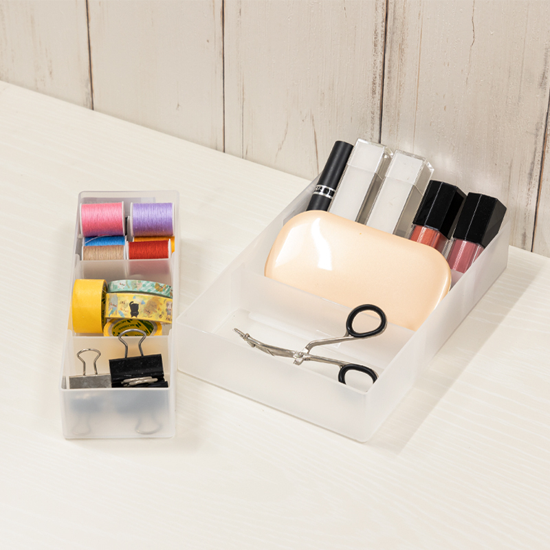 附隔板收納盒/20x4x13.4cm