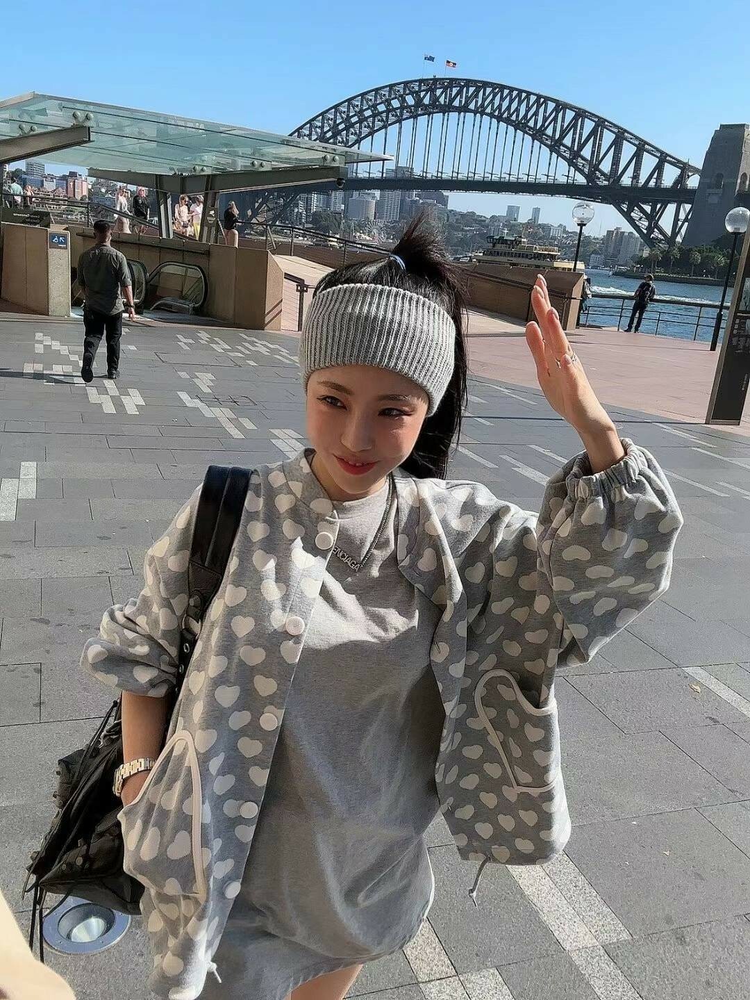 🇰🇷 滿版愛心 薄外套