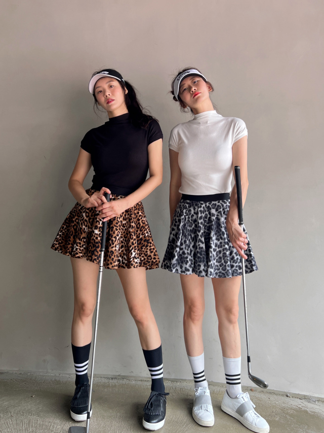 正韓 303M 【春夏裝】暖春美拉德豹紋印花波浪A字裙褲高爾夫球襯裙