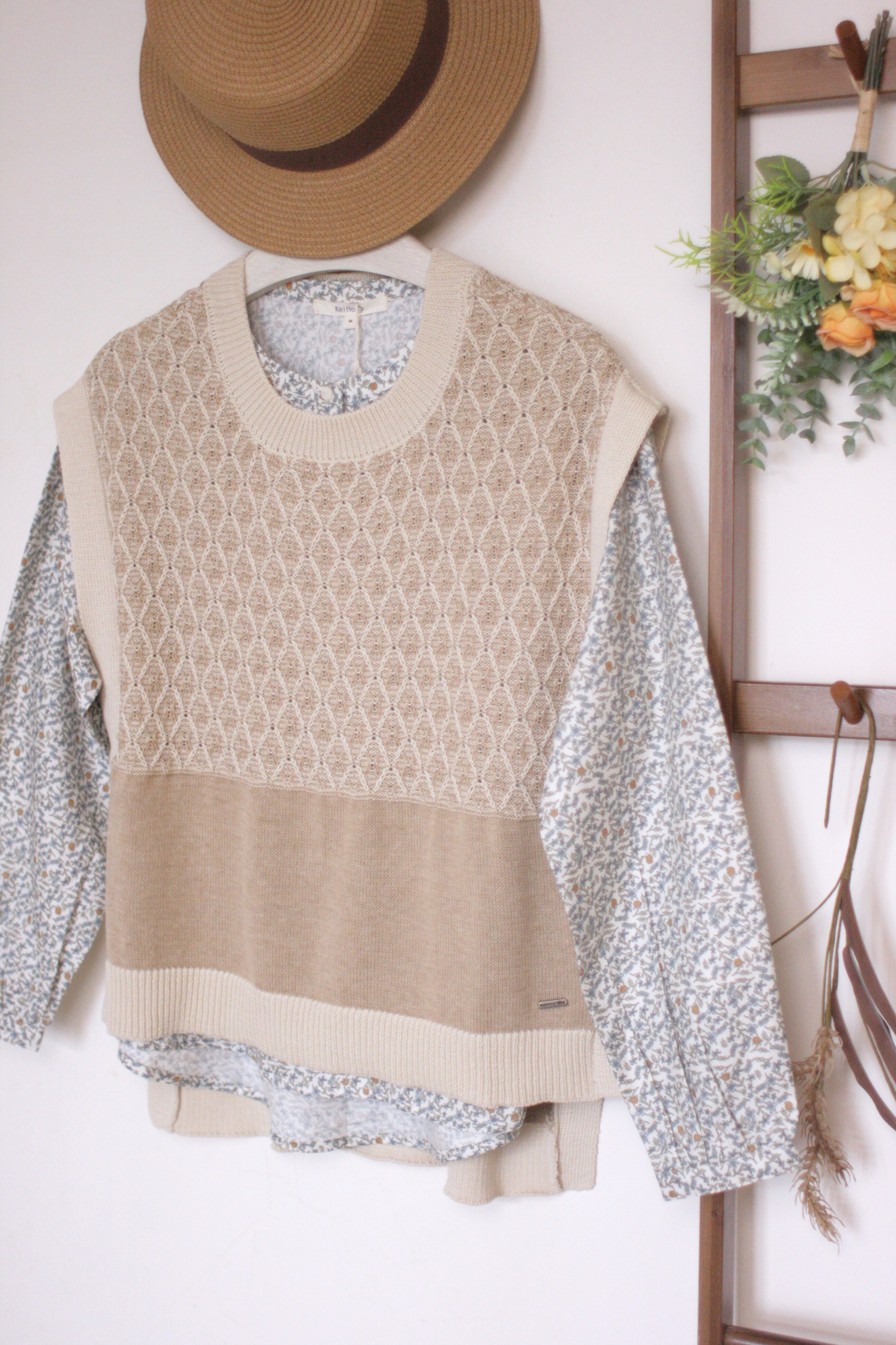 {童話國物語𓃦}Liberty風草莓小花柄白色長袖襯衫【日本直送】