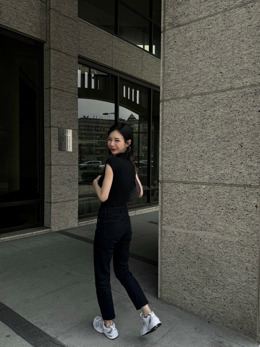 激瘦2.0彈力九分黑褲