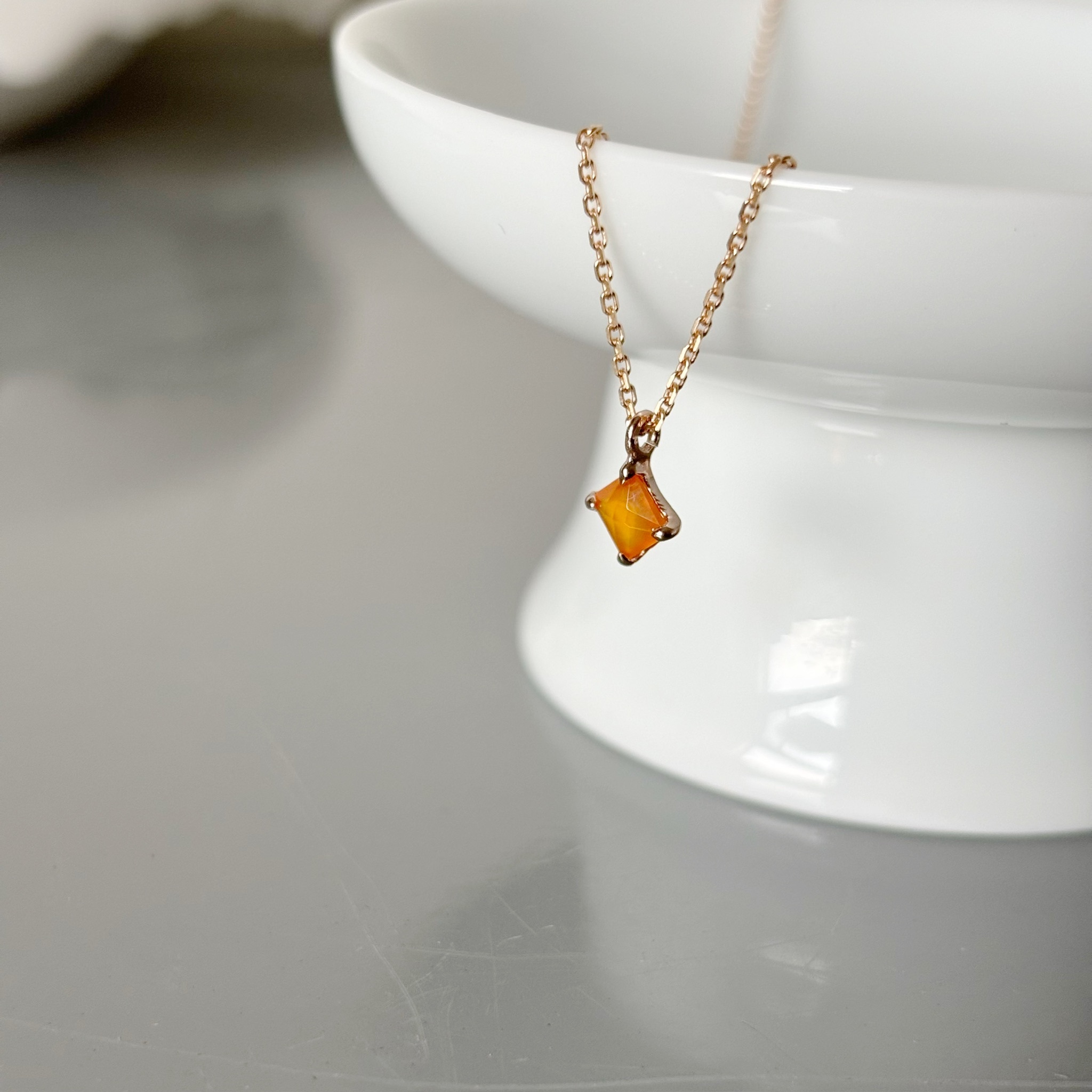 棋盤四爪橘瑪瑙項鍊