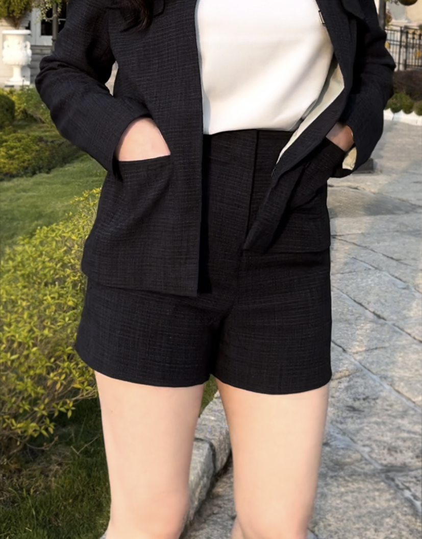 舒適西裝短褲