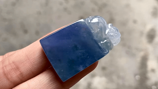 227526 翡翠濃紫仿古無事牌