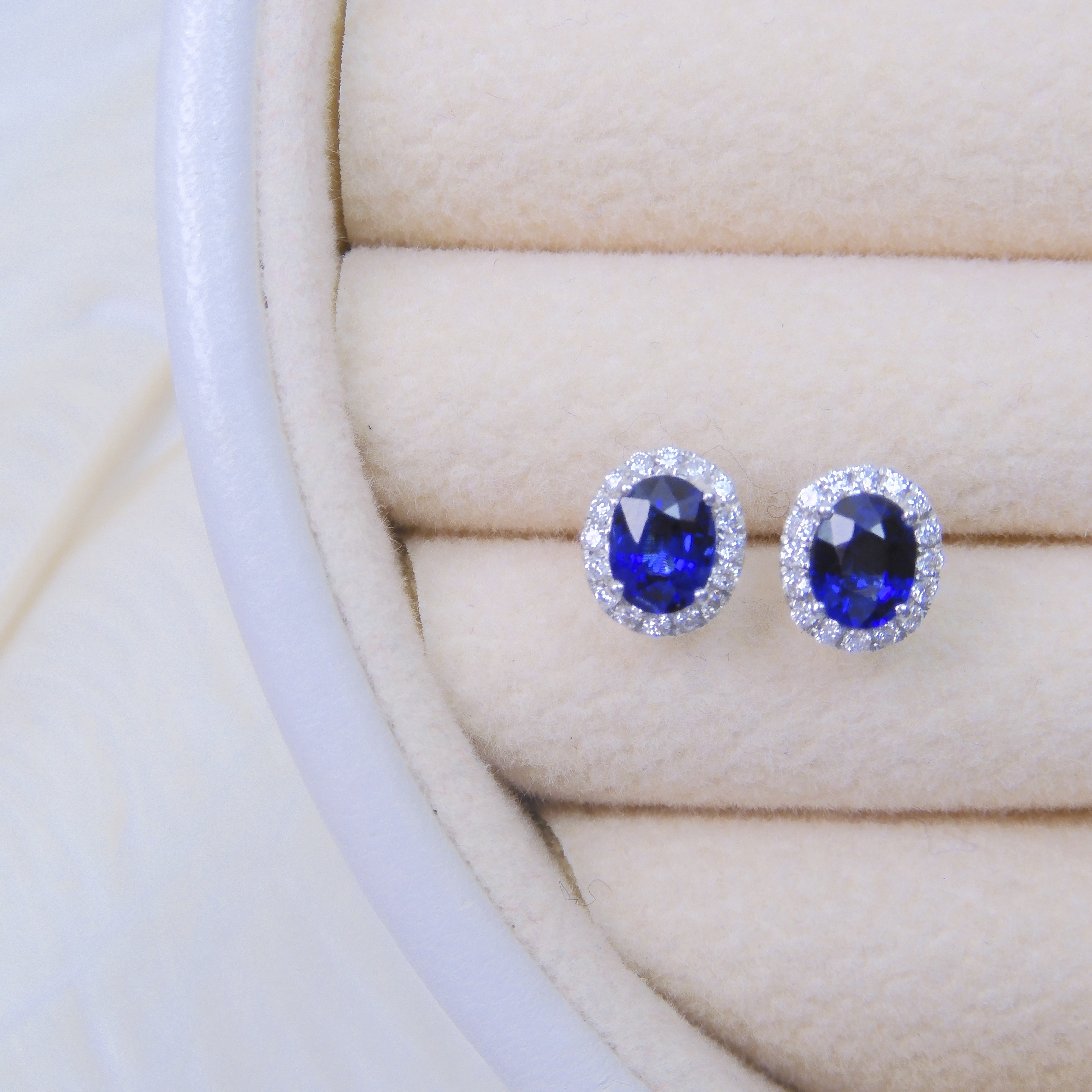 18K金 0.92ct 藍寶石耳釘