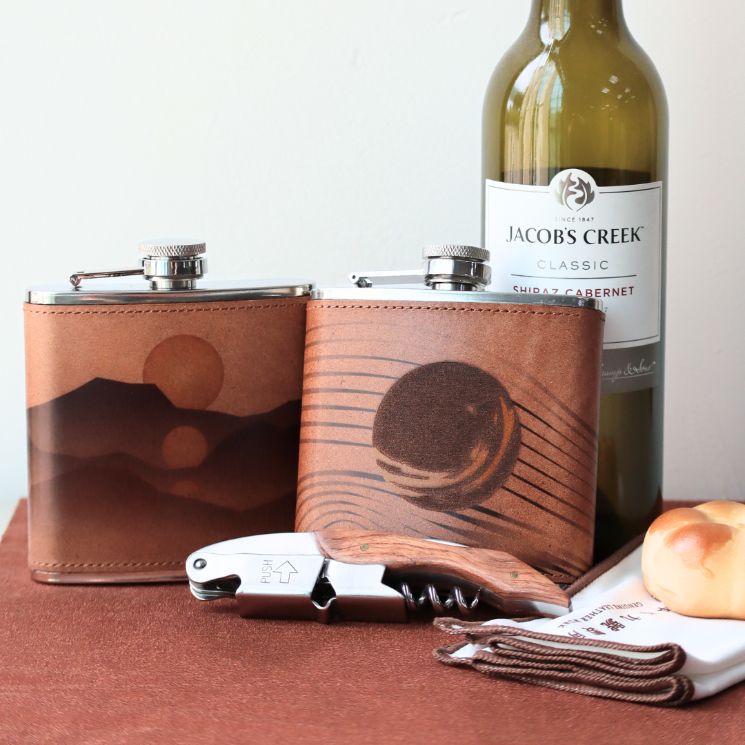 6OZ 真皮不鏽鋼烈酒酒壺（附漏斗）－秋月＆沐月