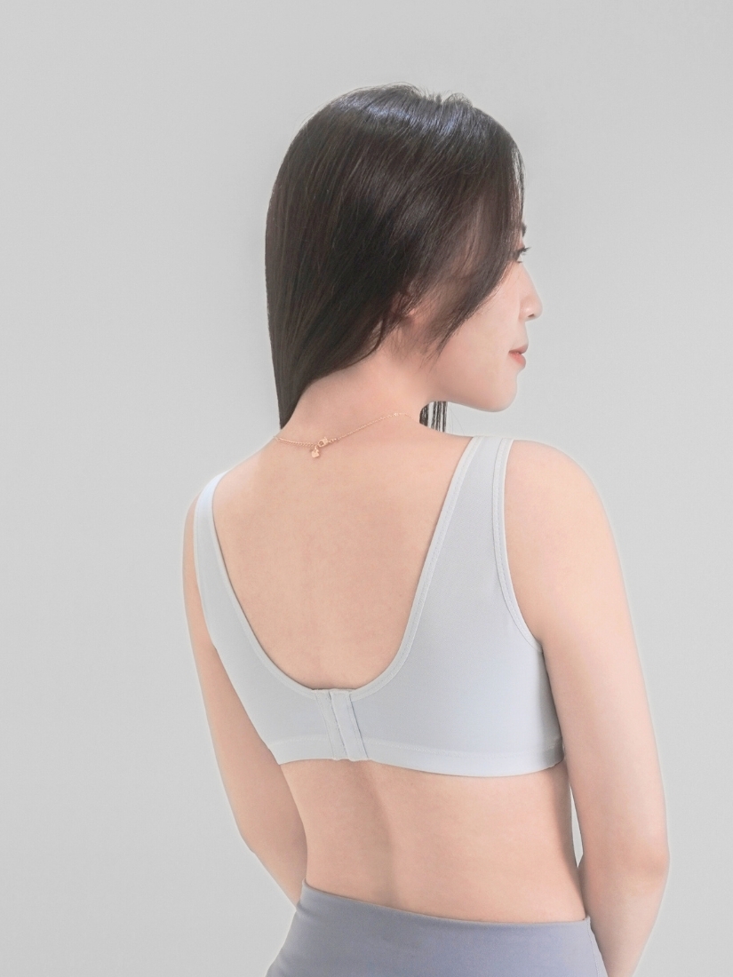 佳瑪大罩杯內衣，無鋼圈內衣系列，天空藍