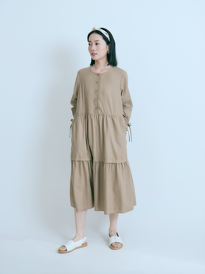 翻頁小說三層剪接洋裝-山脈