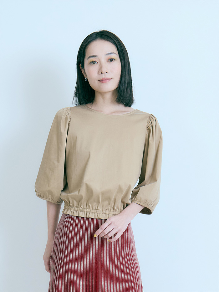 蜜蜂山谷七分袖上衣-回家的路