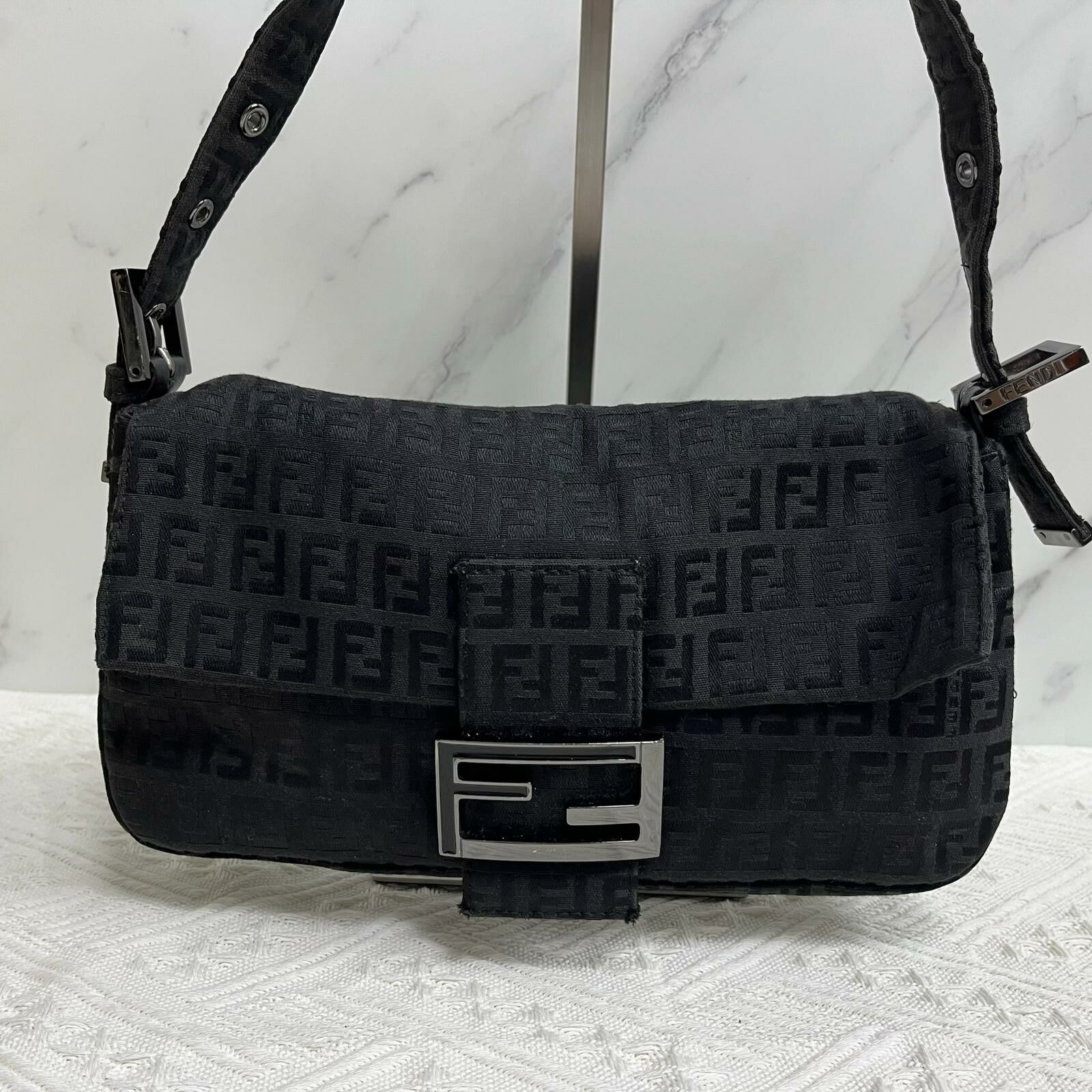 Fendi vintage baguette