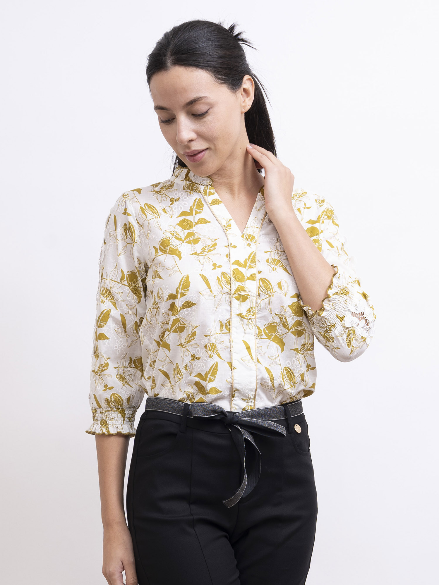 mi-tu 印花V領上衣