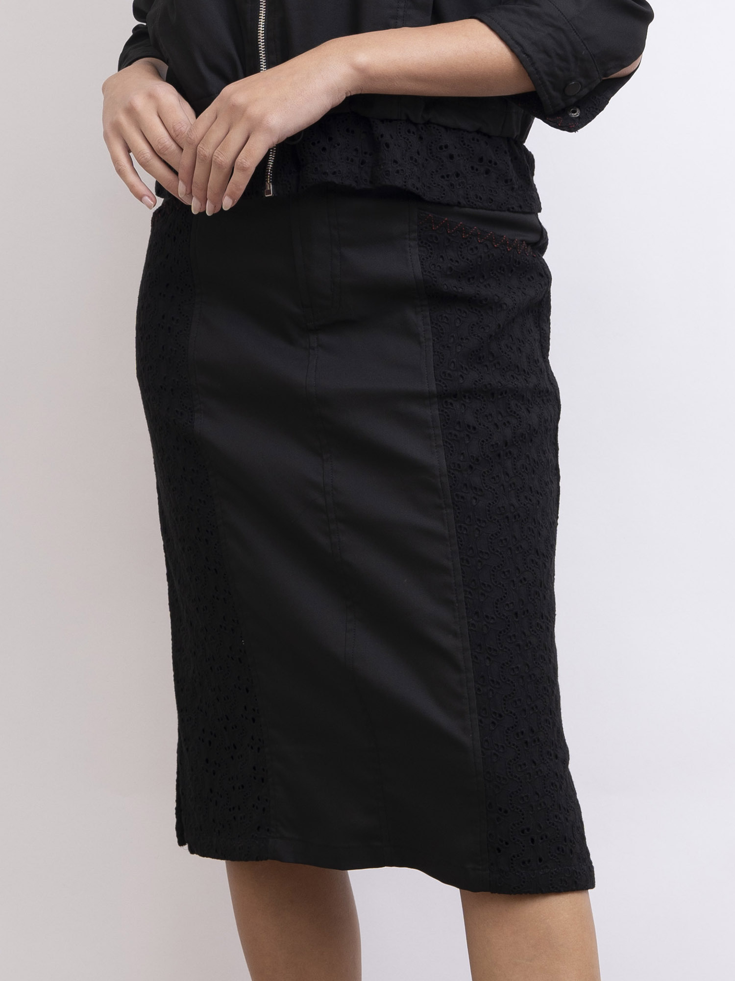 mi-tu 拼蕾絲半身裙