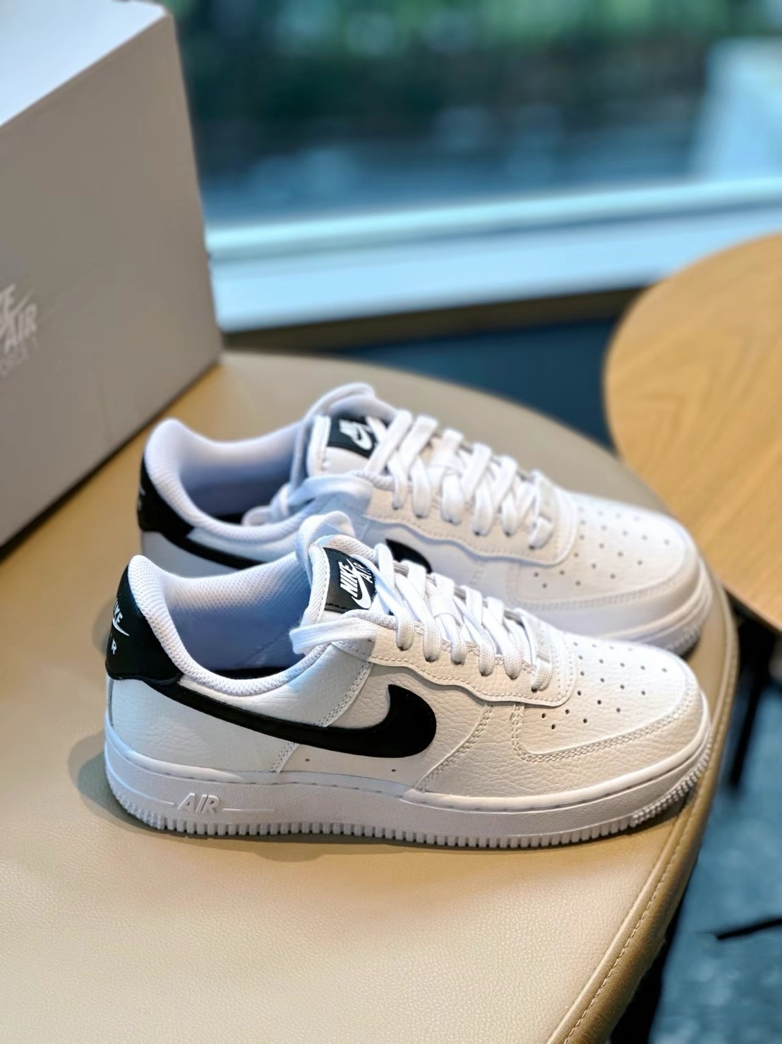 NIKE AIR FORCE 1 鐵牌小GD 白黑勾DD8959-103