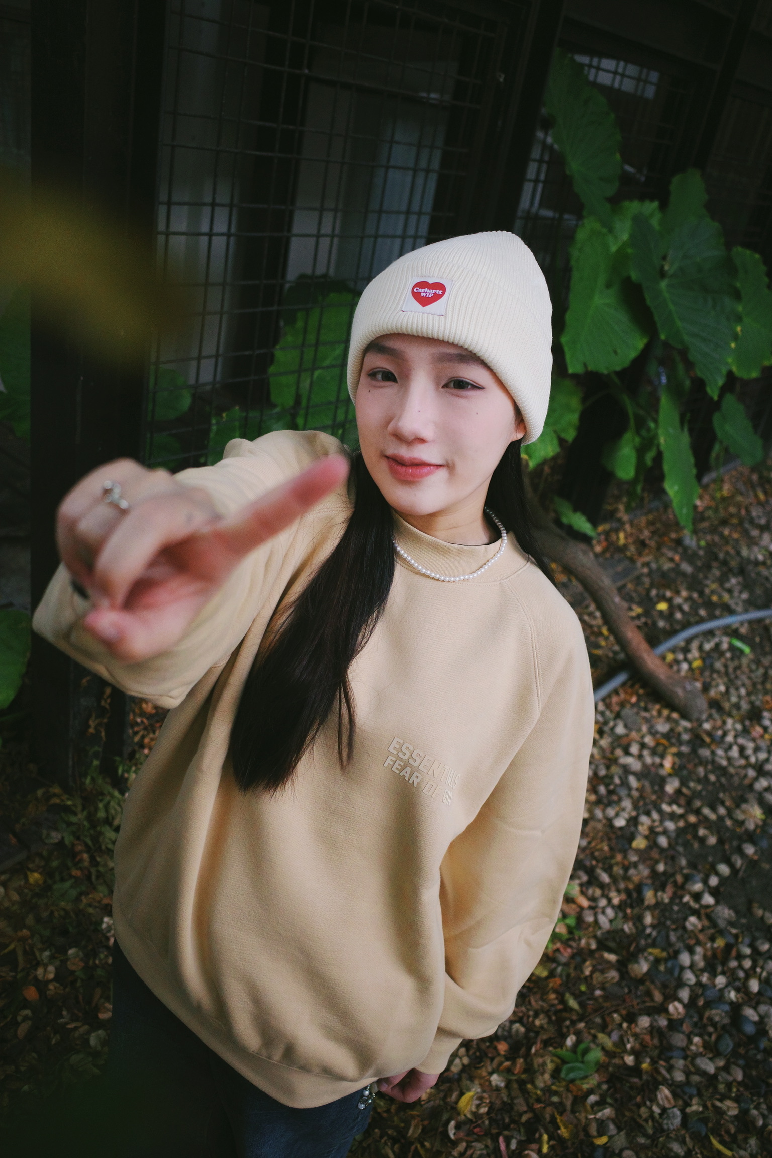 <線上SALE❤️‍🔥> ESSENTIALS 果膠標大學TEE SAND牛奶糖⚠