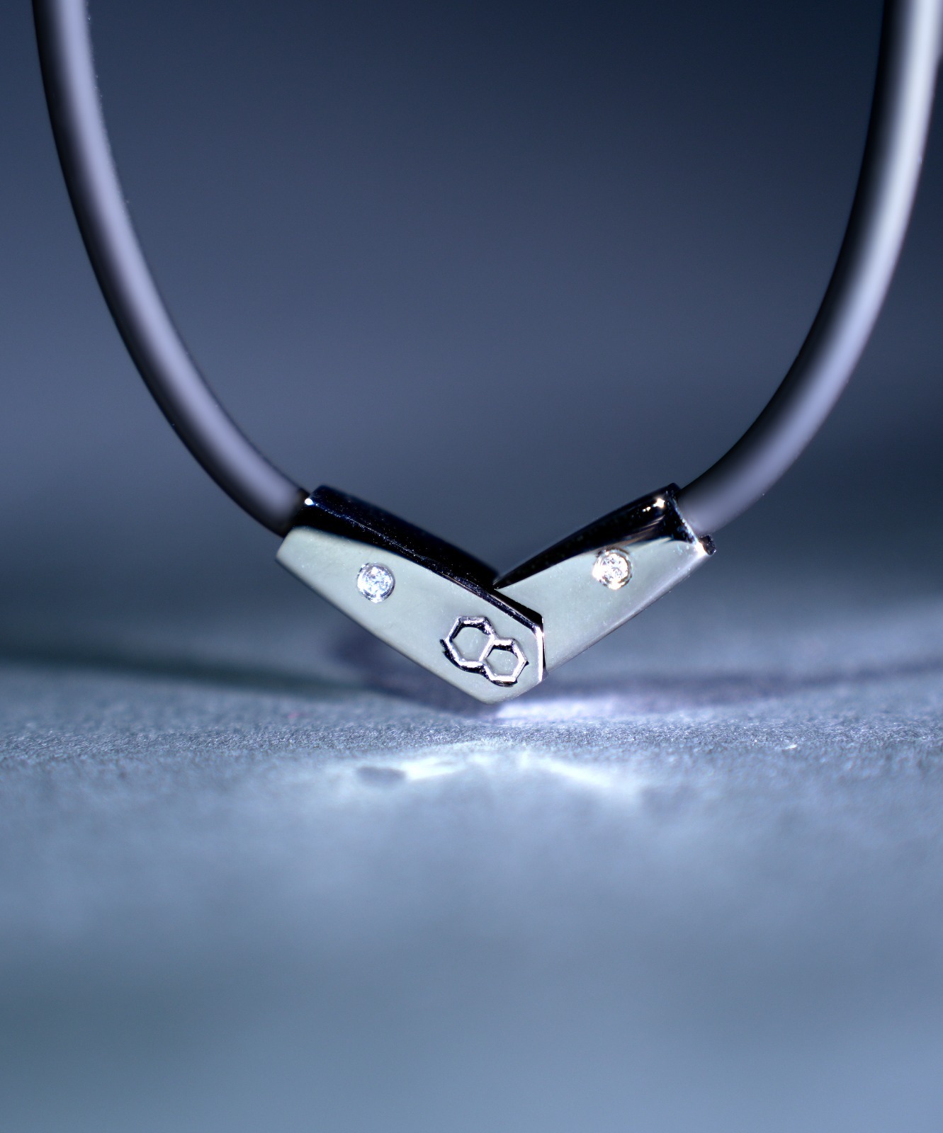 1119KM15 -KIDSME-石墨烯賦能項鏈 [女裝] (有兩粒莫桑鑽) (黑色) (銀色) (A15)