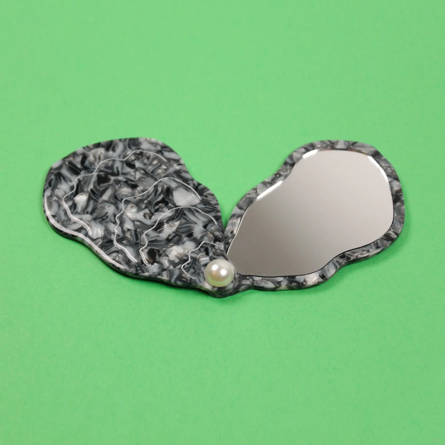 OYSTER MIRROR｜Coucou Suzette