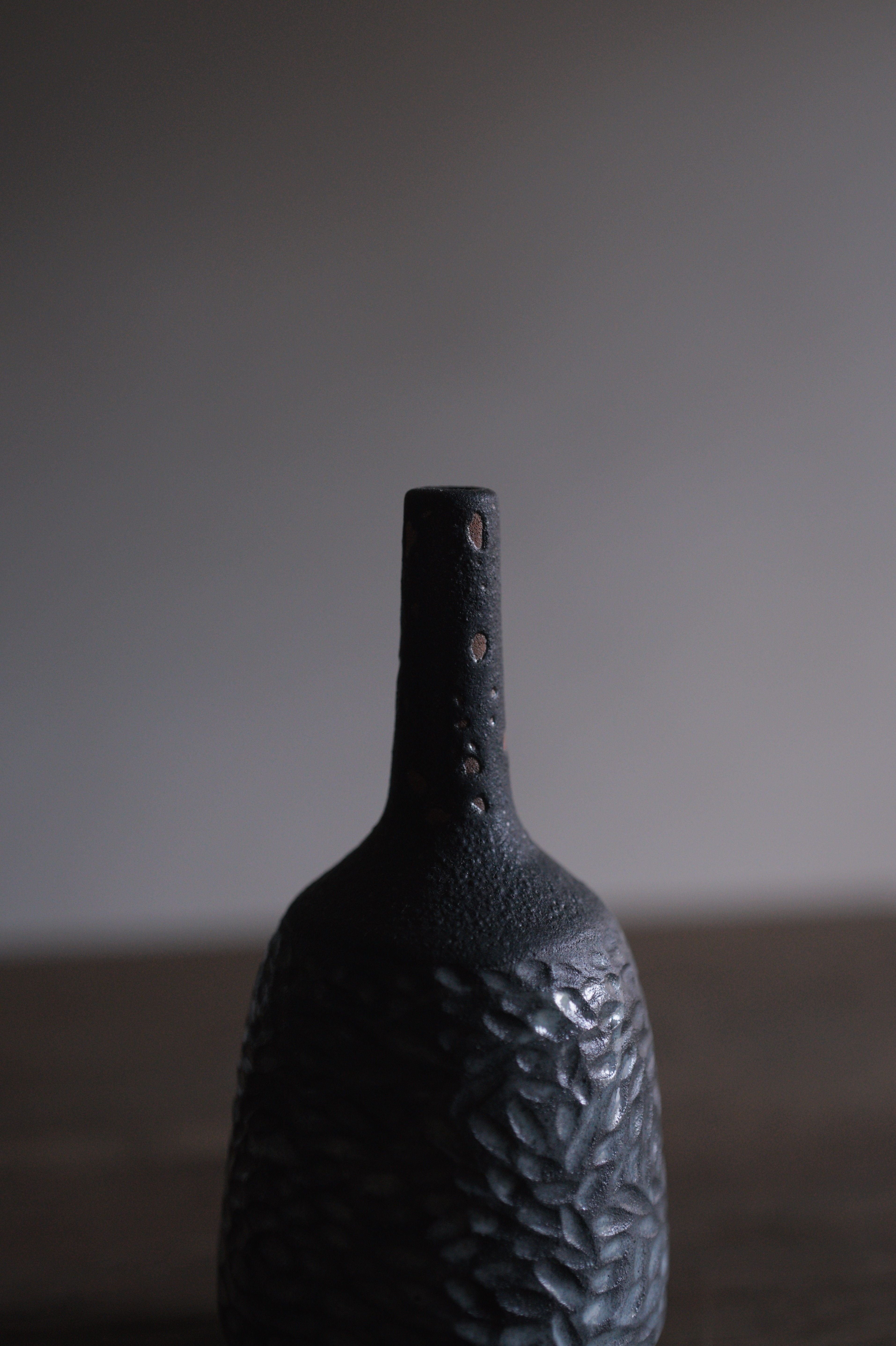 貓王不討喜｜黑細頸 迷你花器