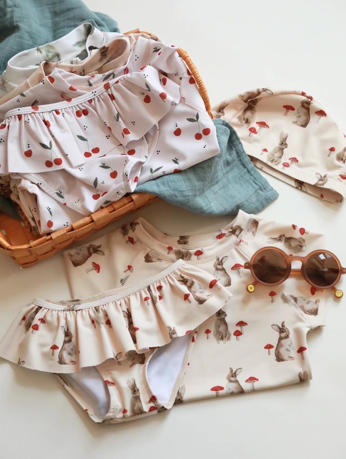 兔兔/櫻桃長袖套裝泳裝