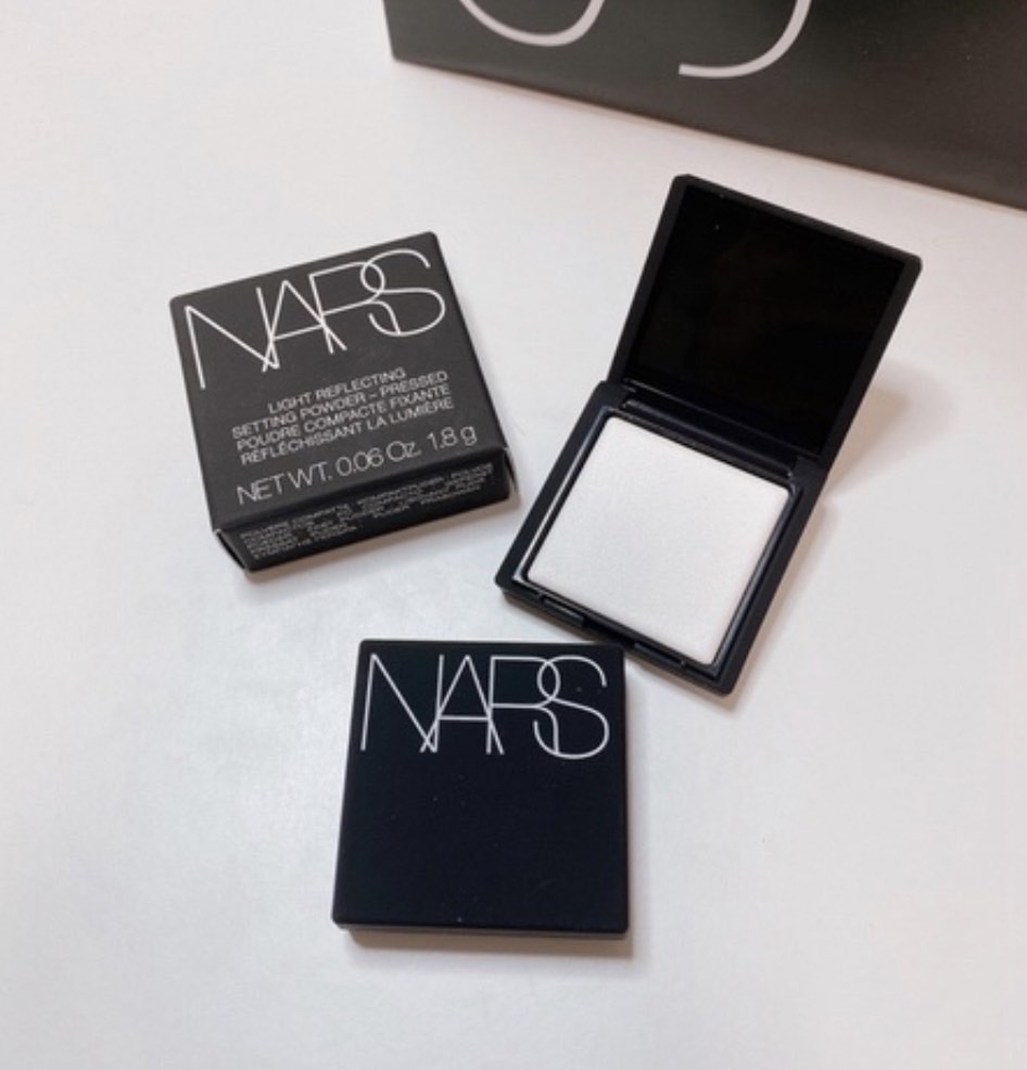NARS 裸光蜜粉餅 1.8g