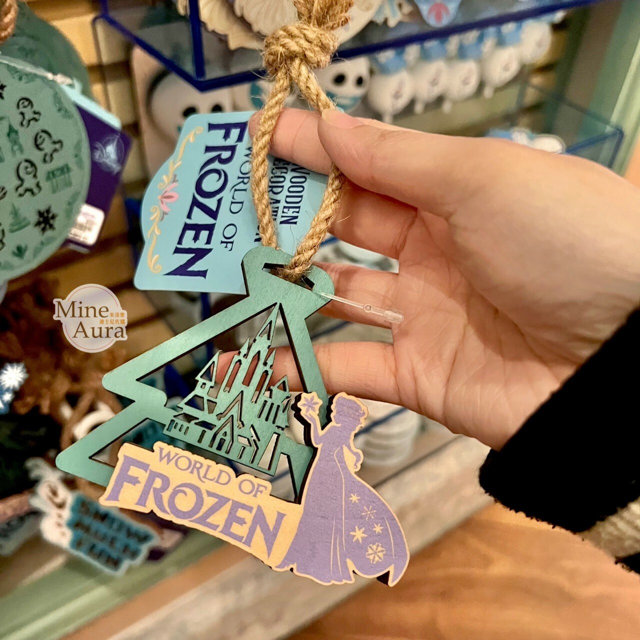 World of Frozen 限定 艾倫戴爾王國 艾莎 Elsa 簍空 剪影 造型 掛飾 冰雪奇緣 Frozen -香港迪士尼樂園