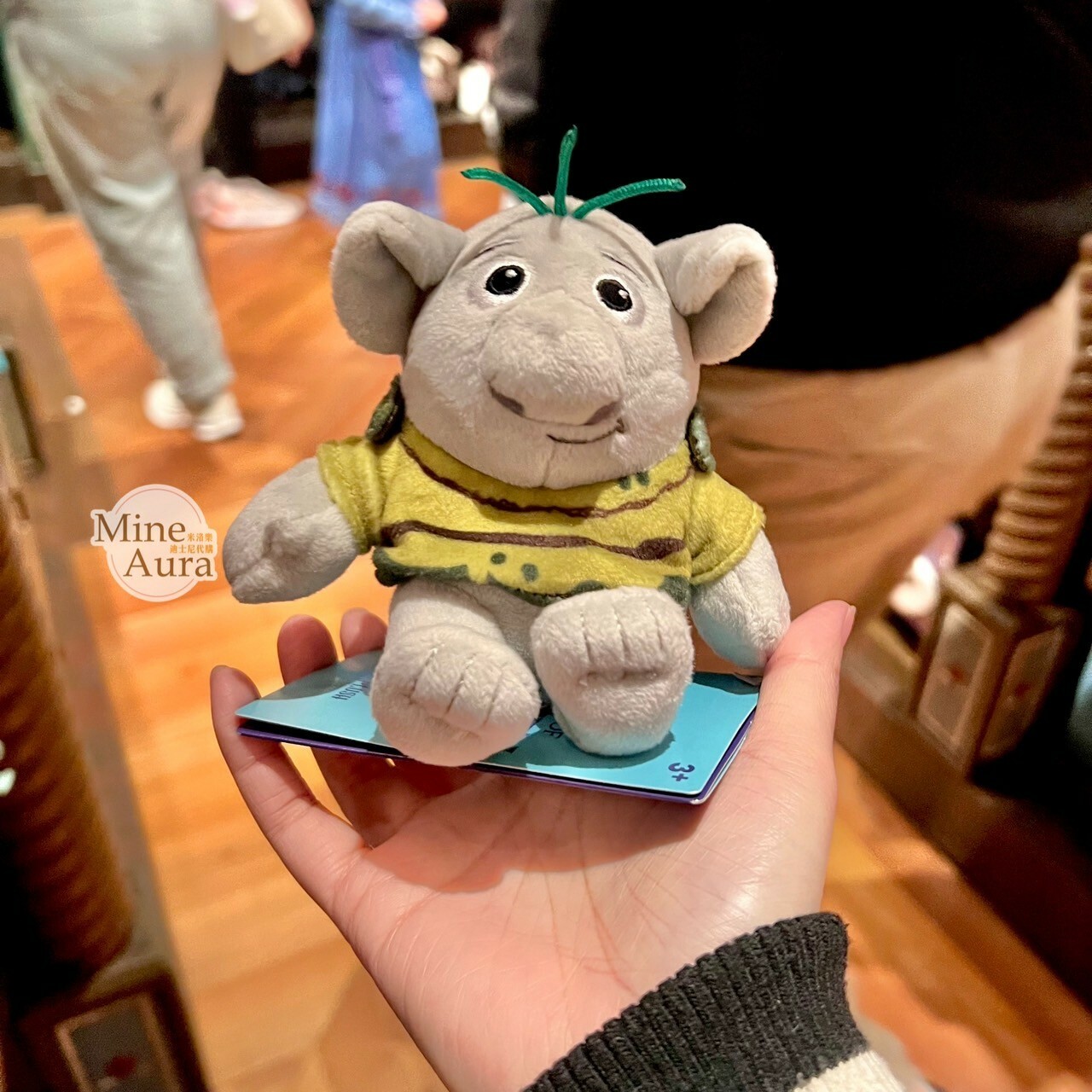 World of Frozen 限定 石頭精靈 地精 磁鐵 坐肩 絨毛 娃娃 公仔 冰雪奇緣 Frozen -香港迪士尼樂園